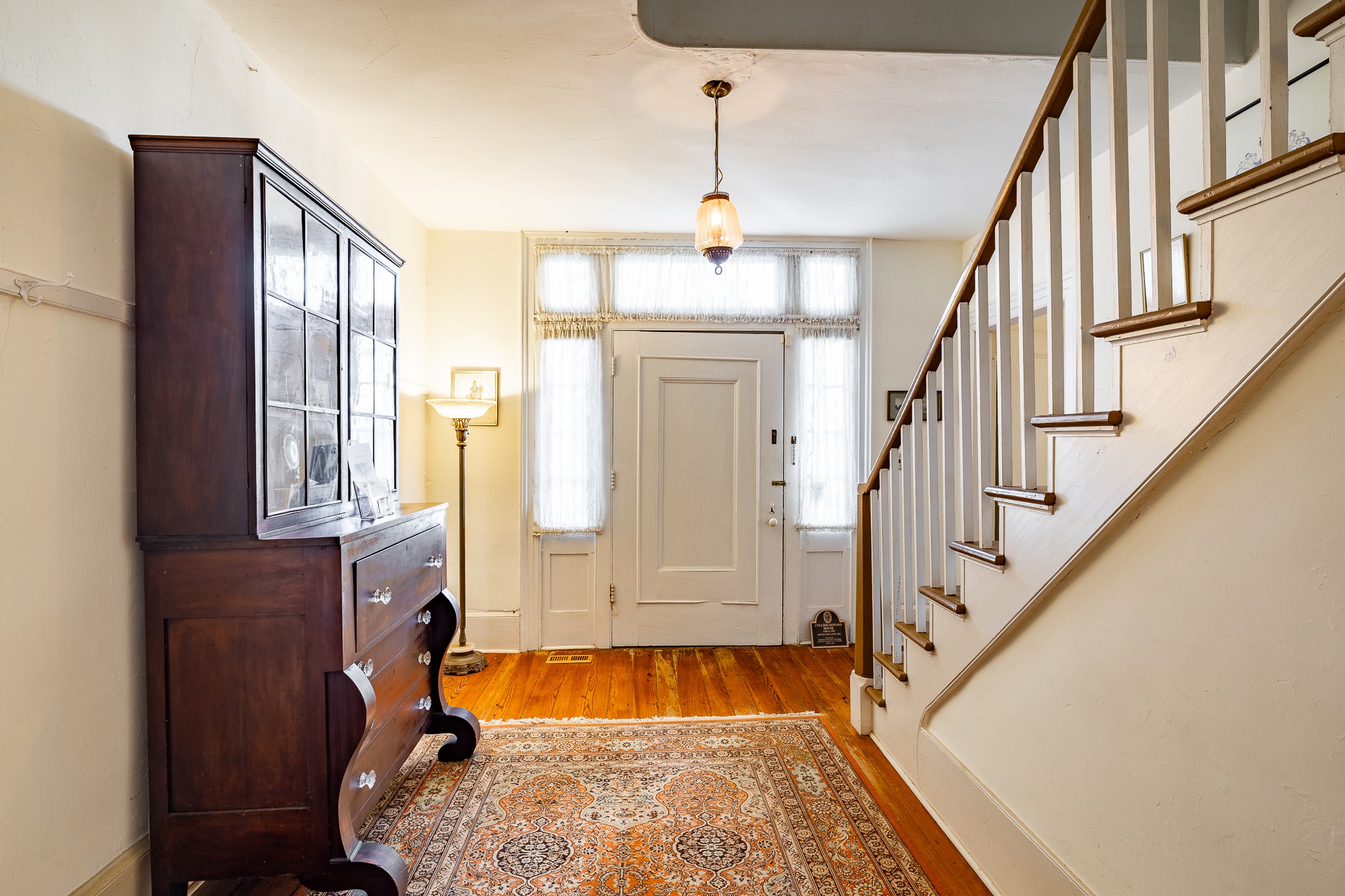 Listing photo 1