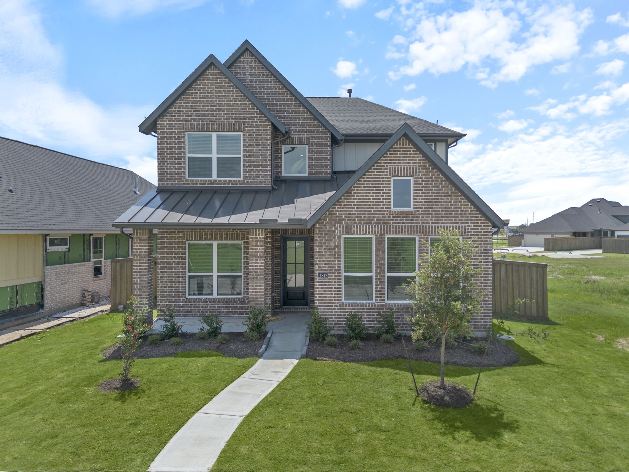 Listing photo 1
