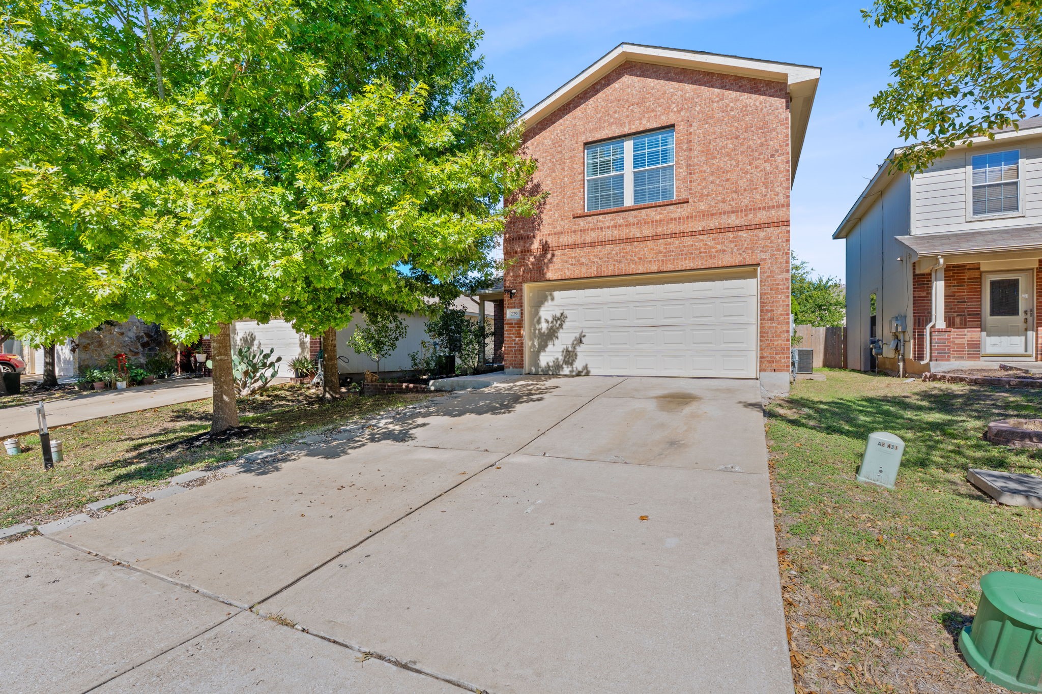 Listing photo 1