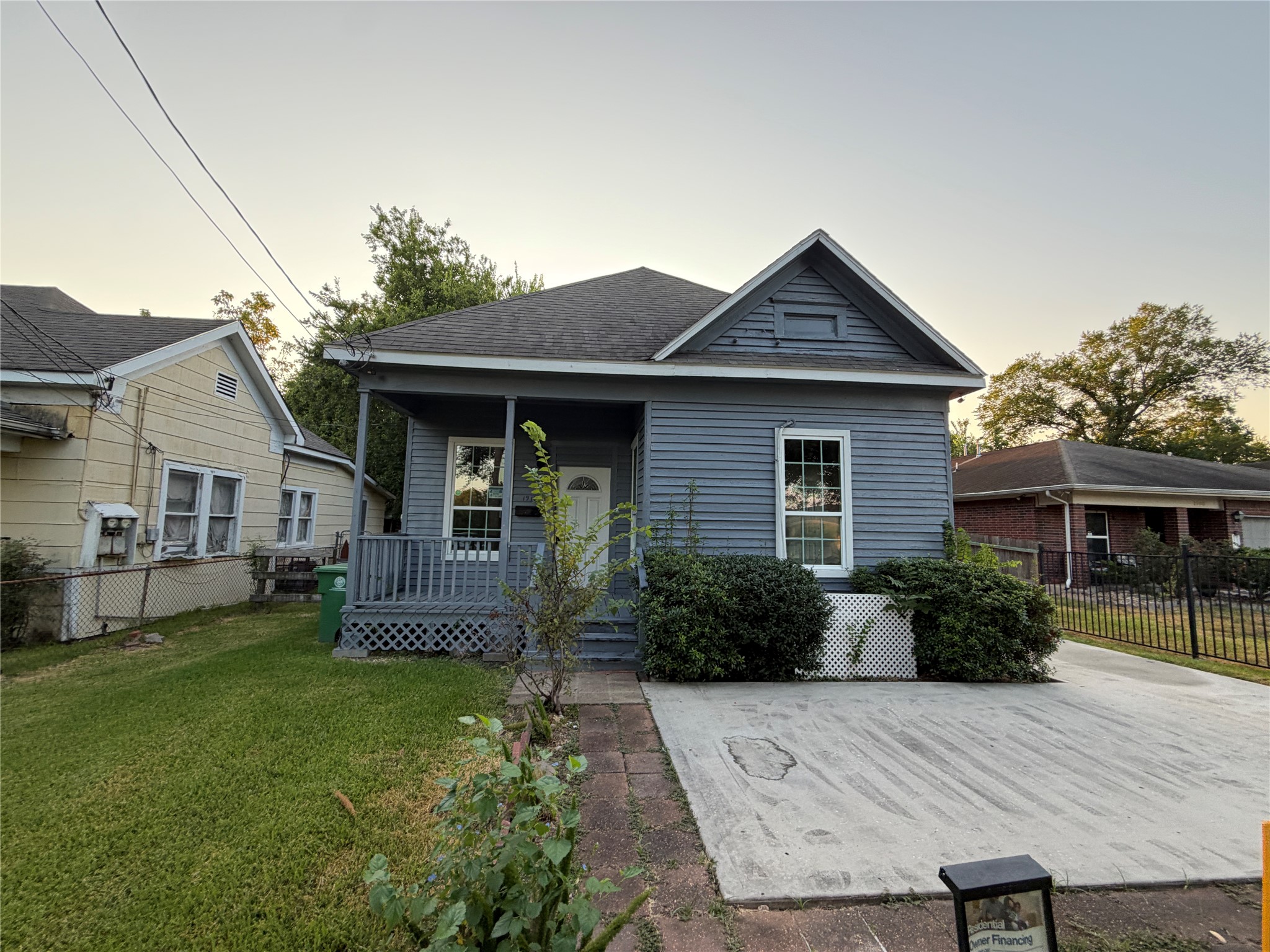 Listing photo 1