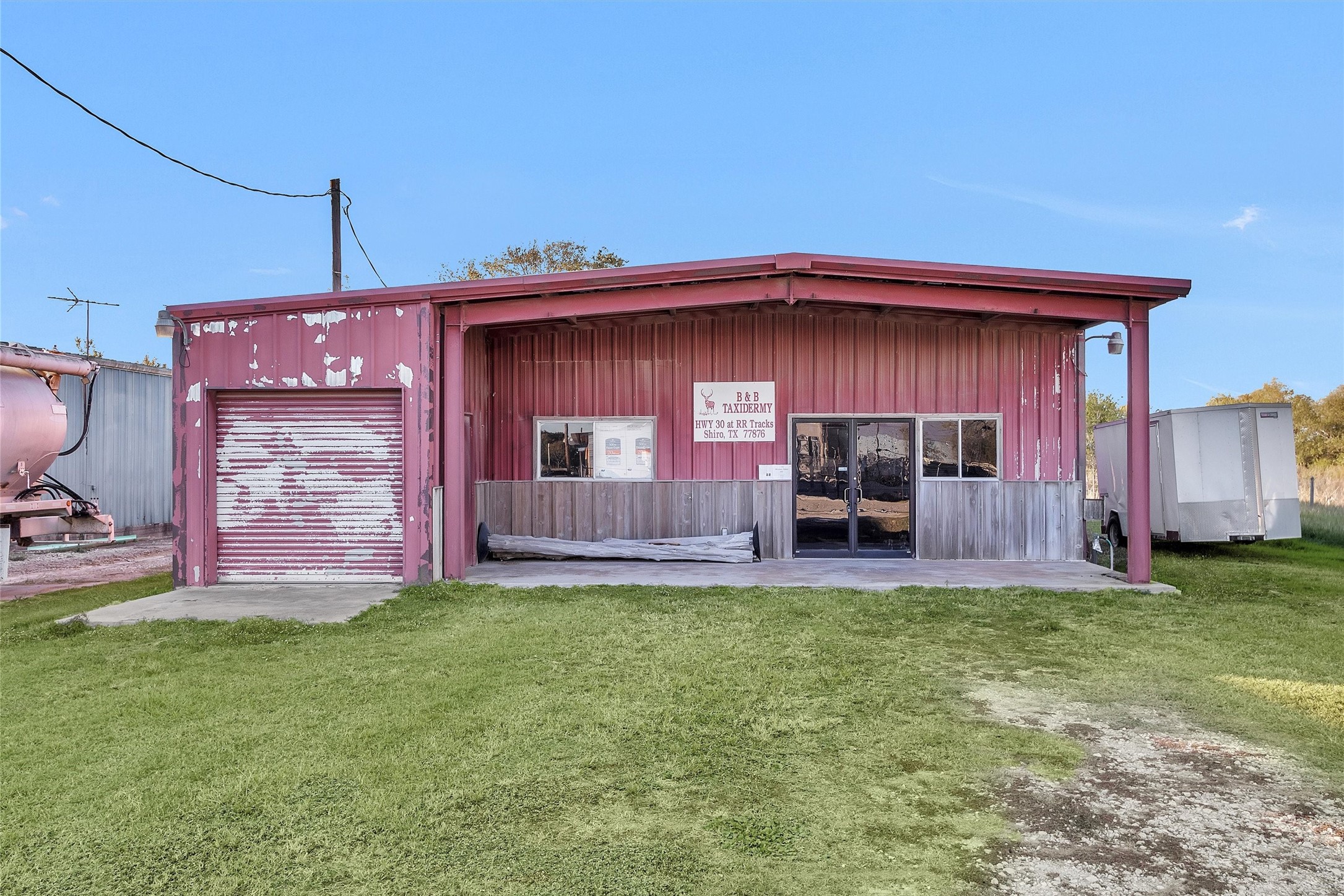 Listing photo 3