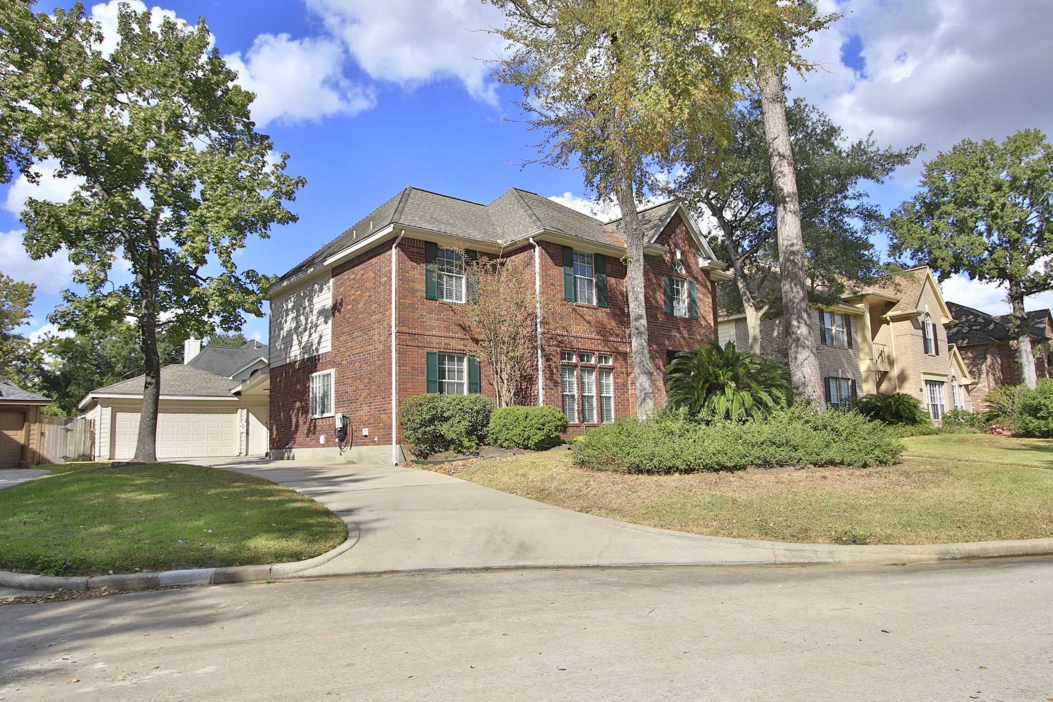 Listing photo 4