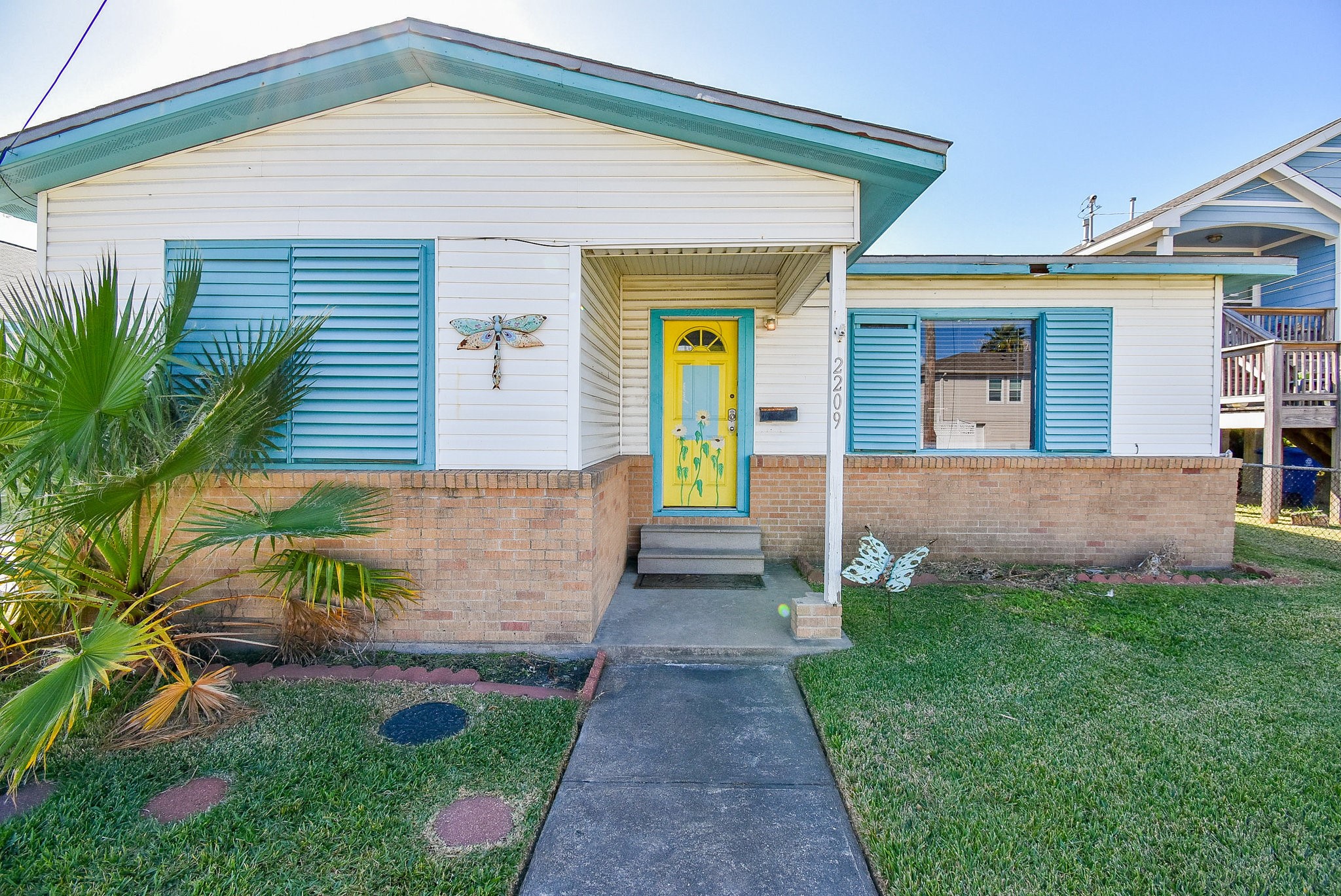 Listing photo 1