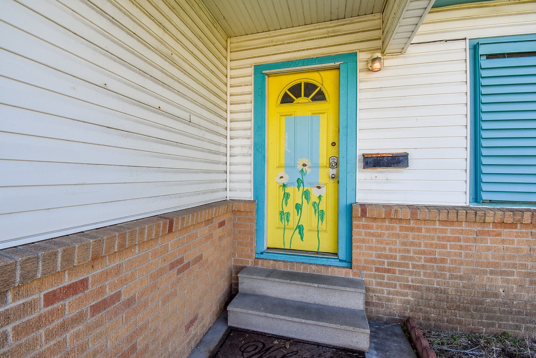 Listing photo 1