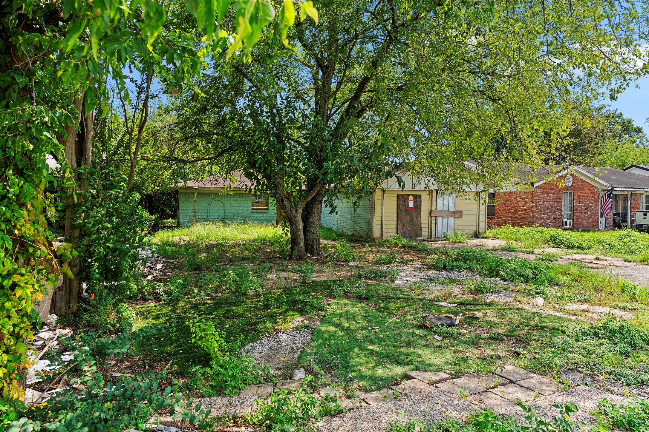 Listing photo 4