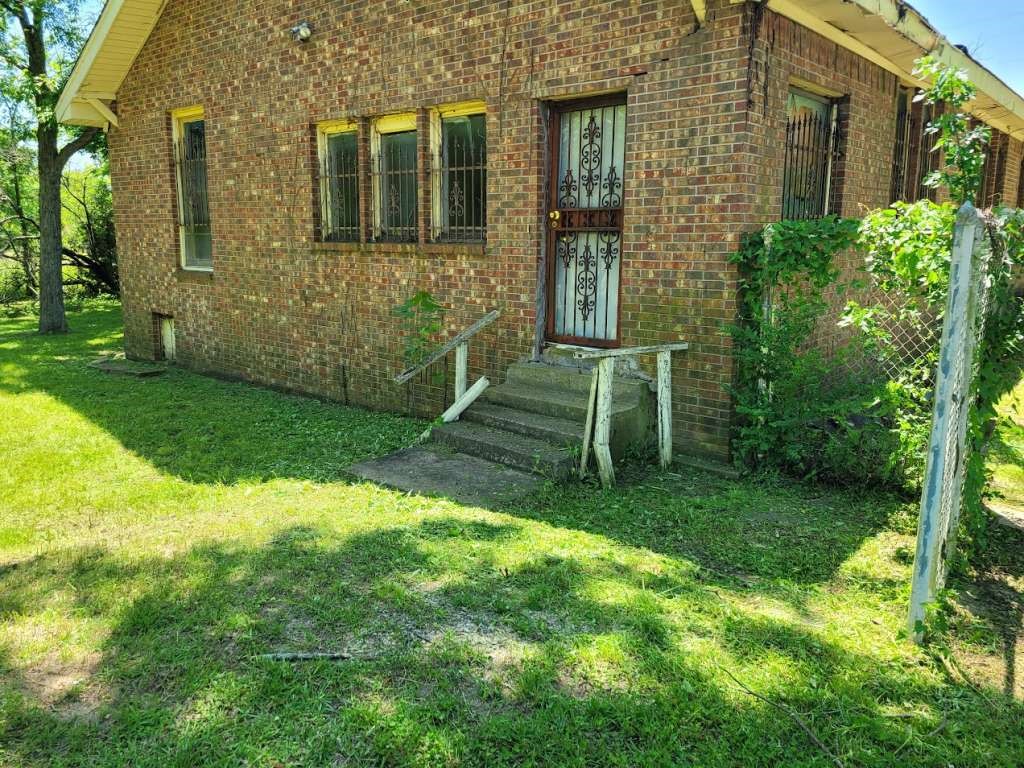 Listing photo 1