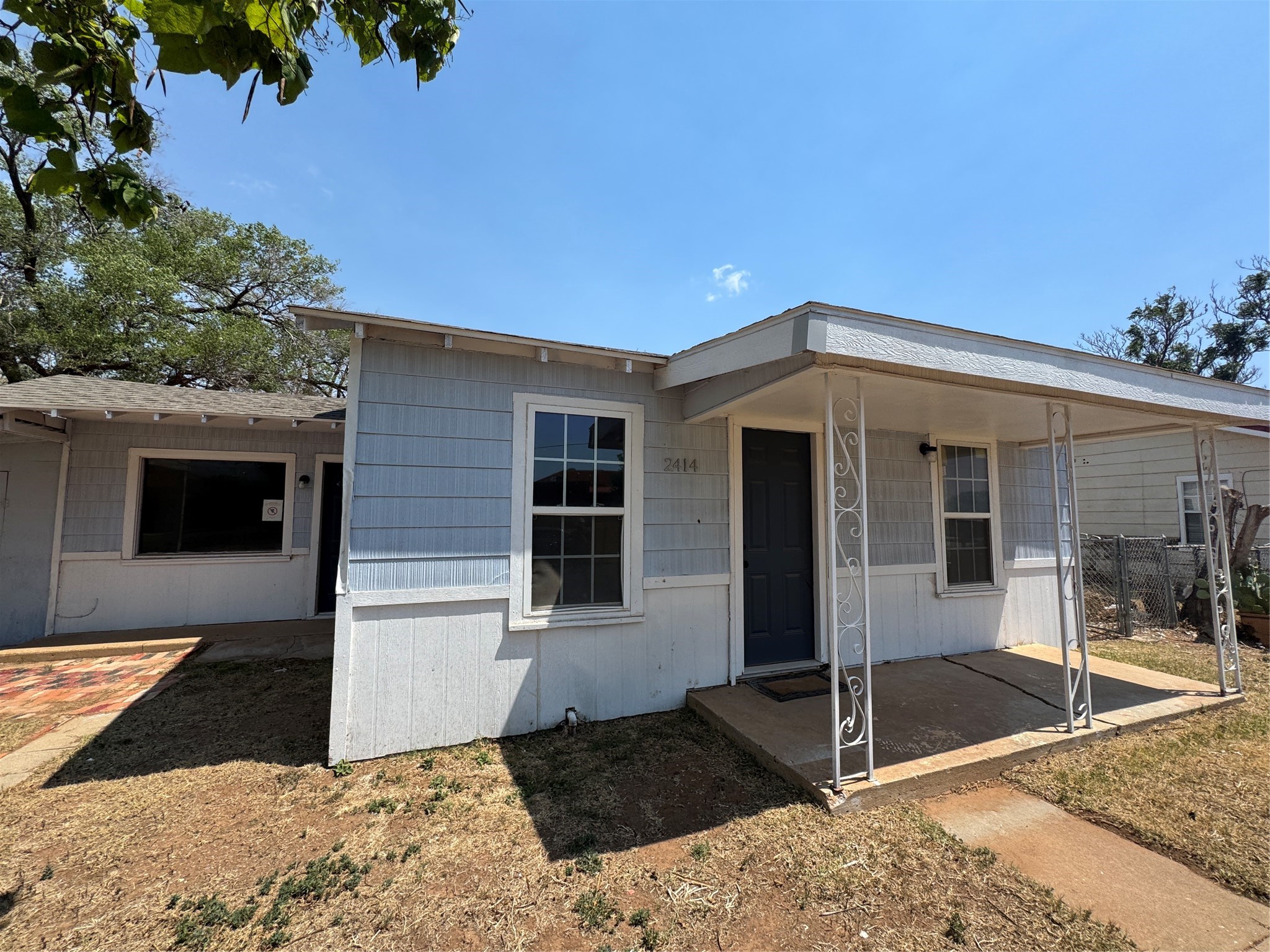 Listing photo 1