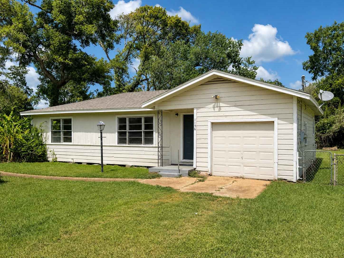 Listing photo 1