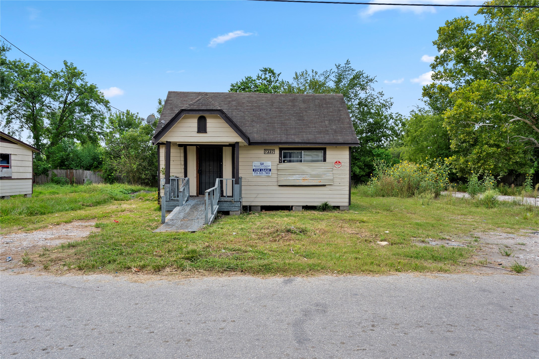 Listing photo 1