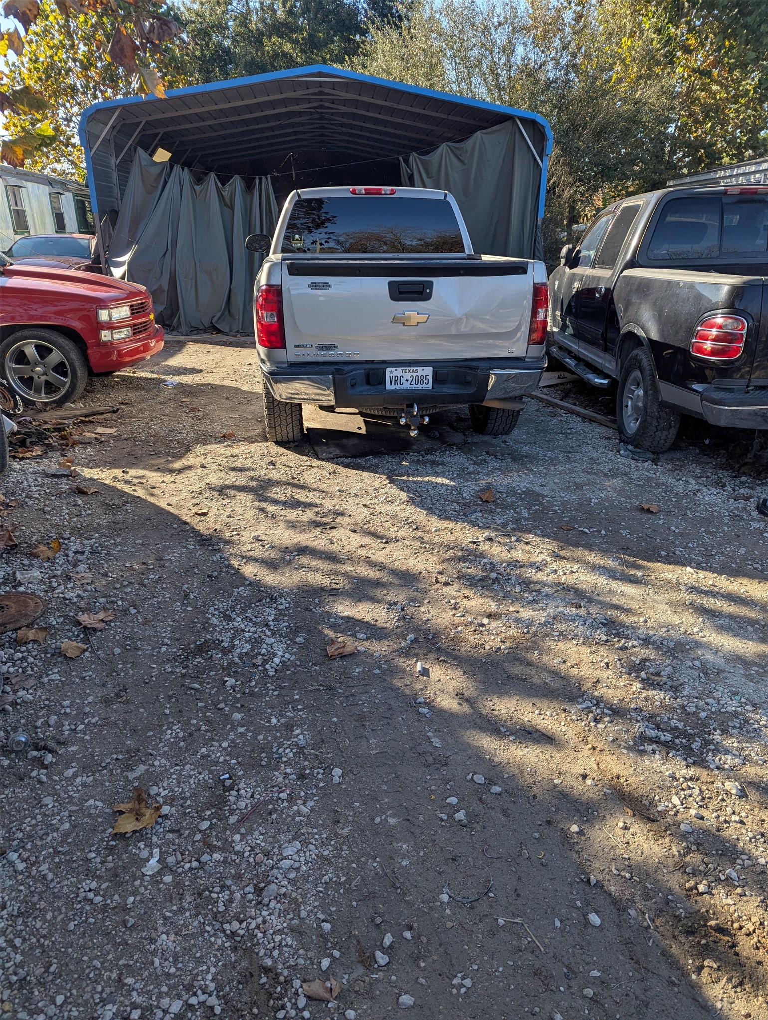 Listing photo 2