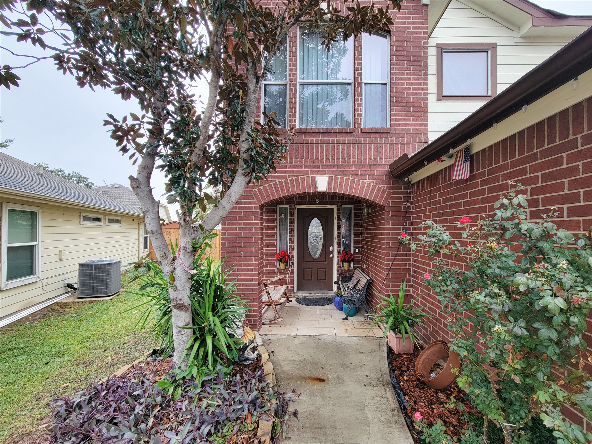 Listing photo 3