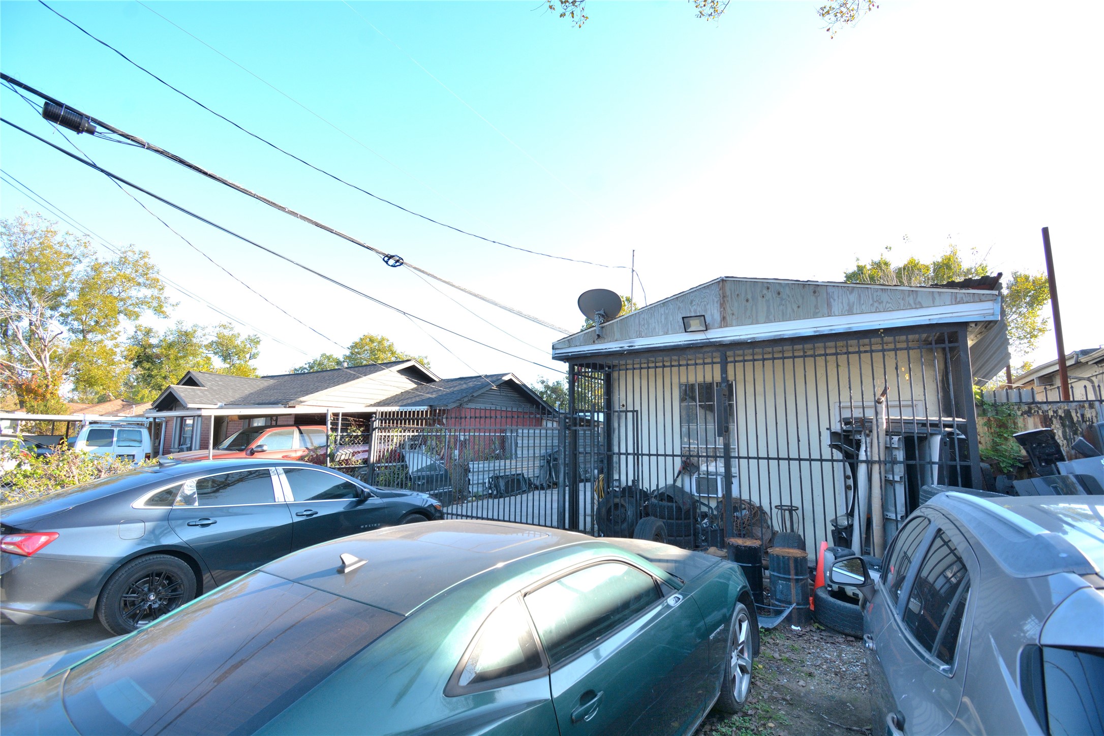 Listing photo 1