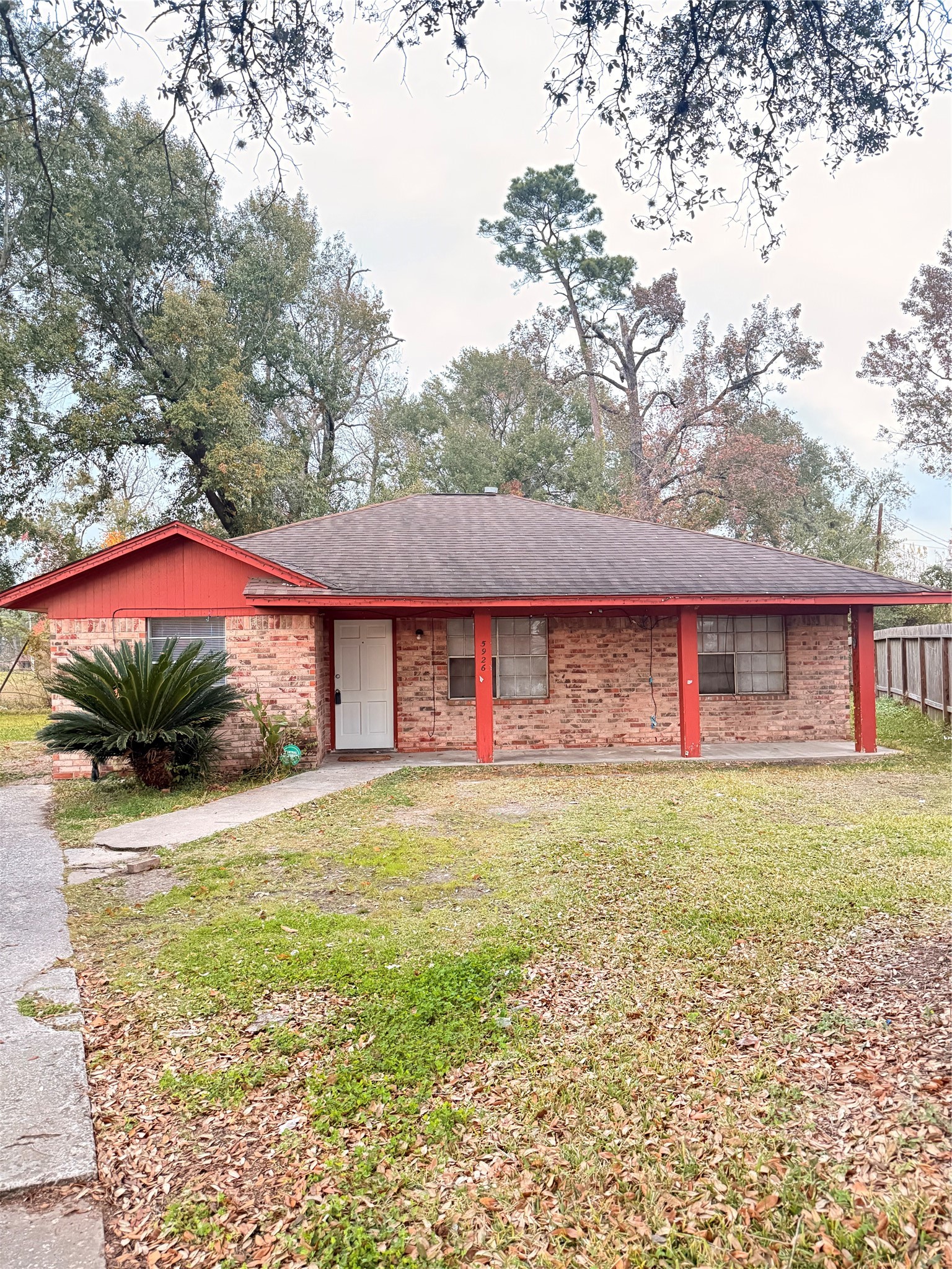 Listing photo 1