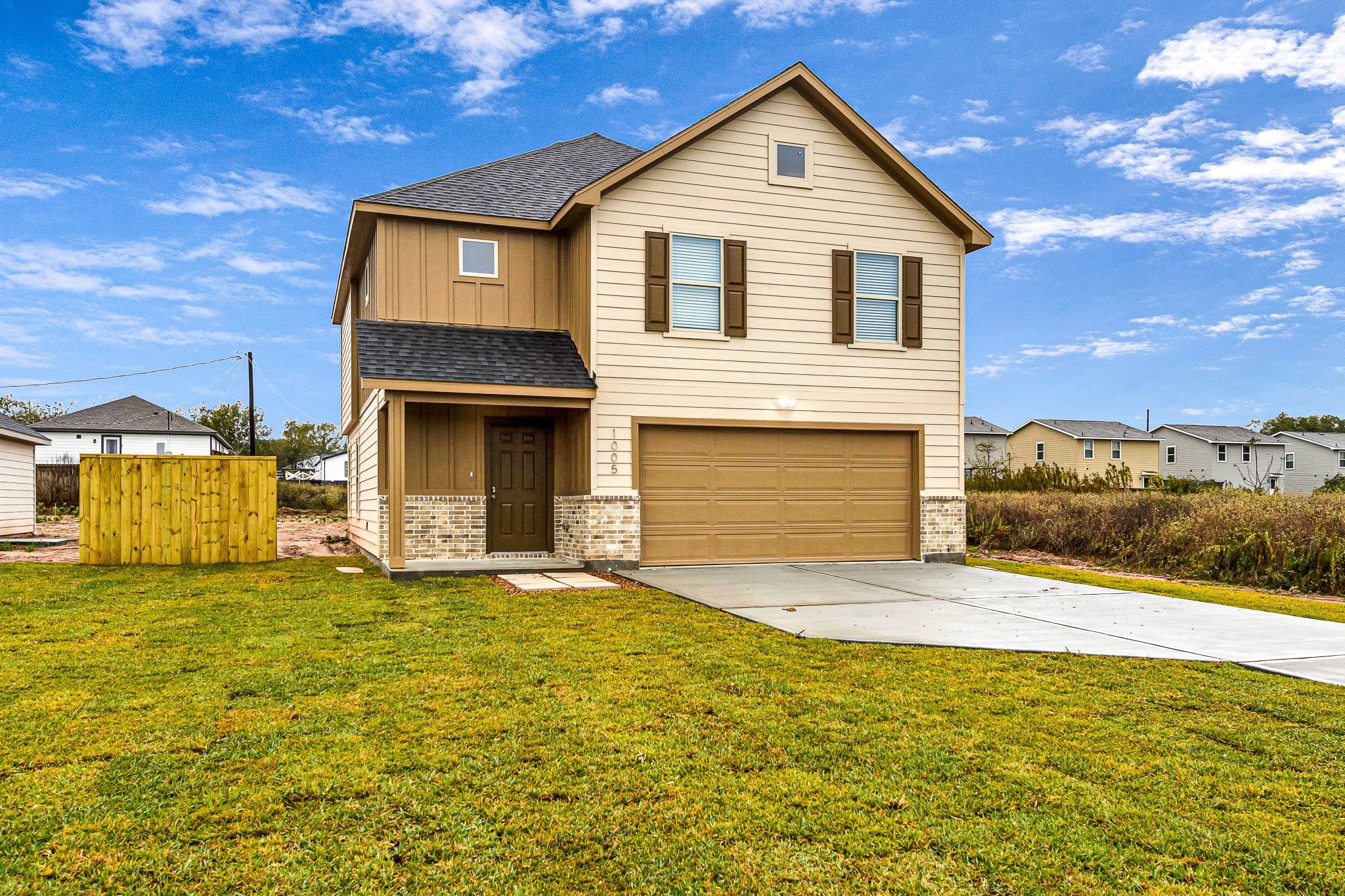 Listing photo 1