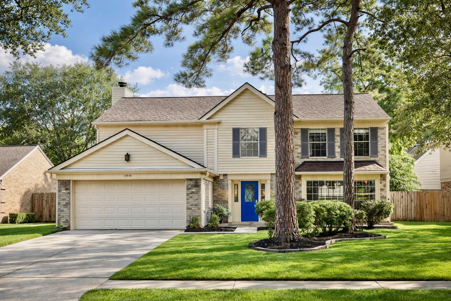 Listing photo 1