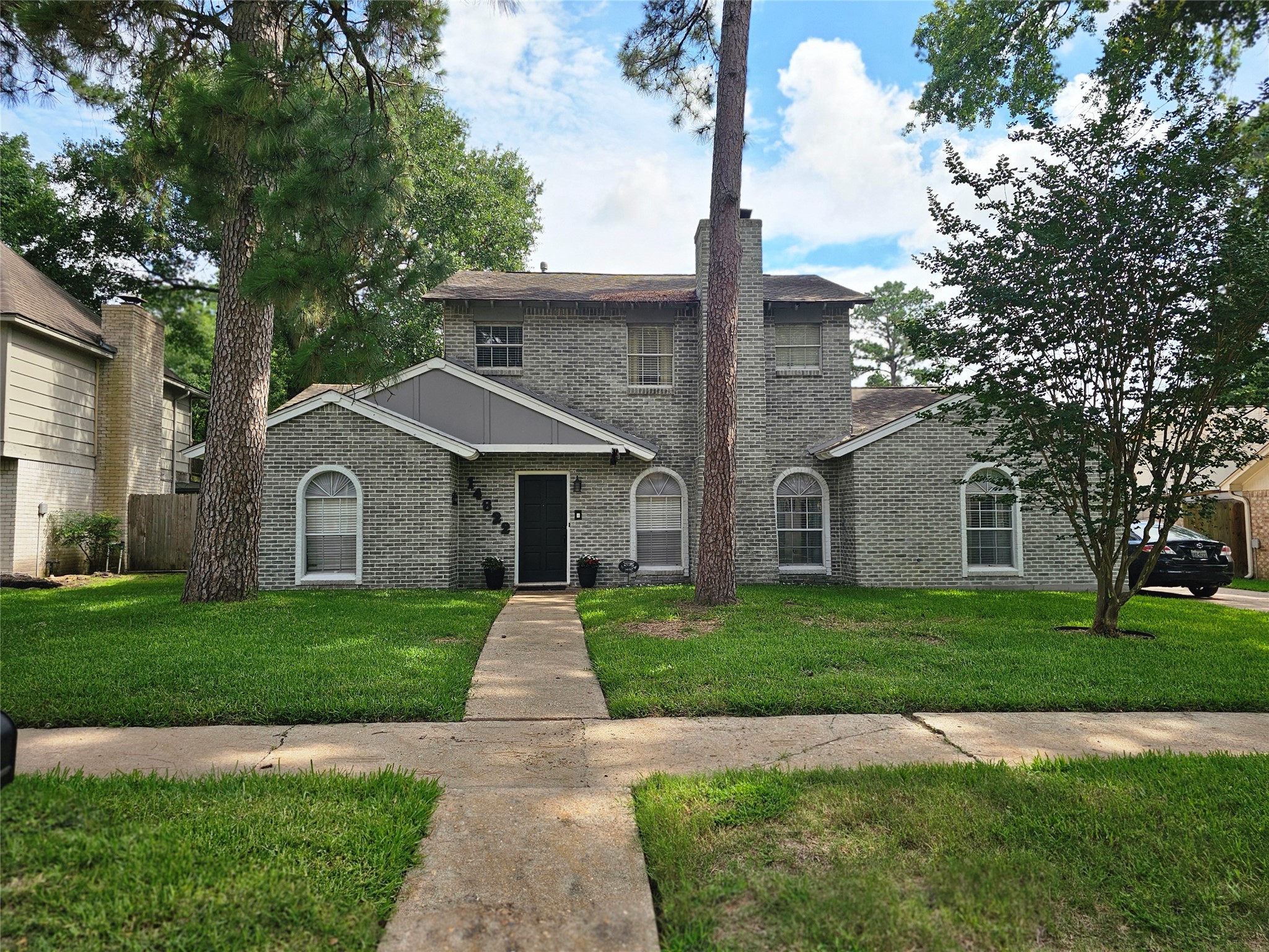 Listing photo 1