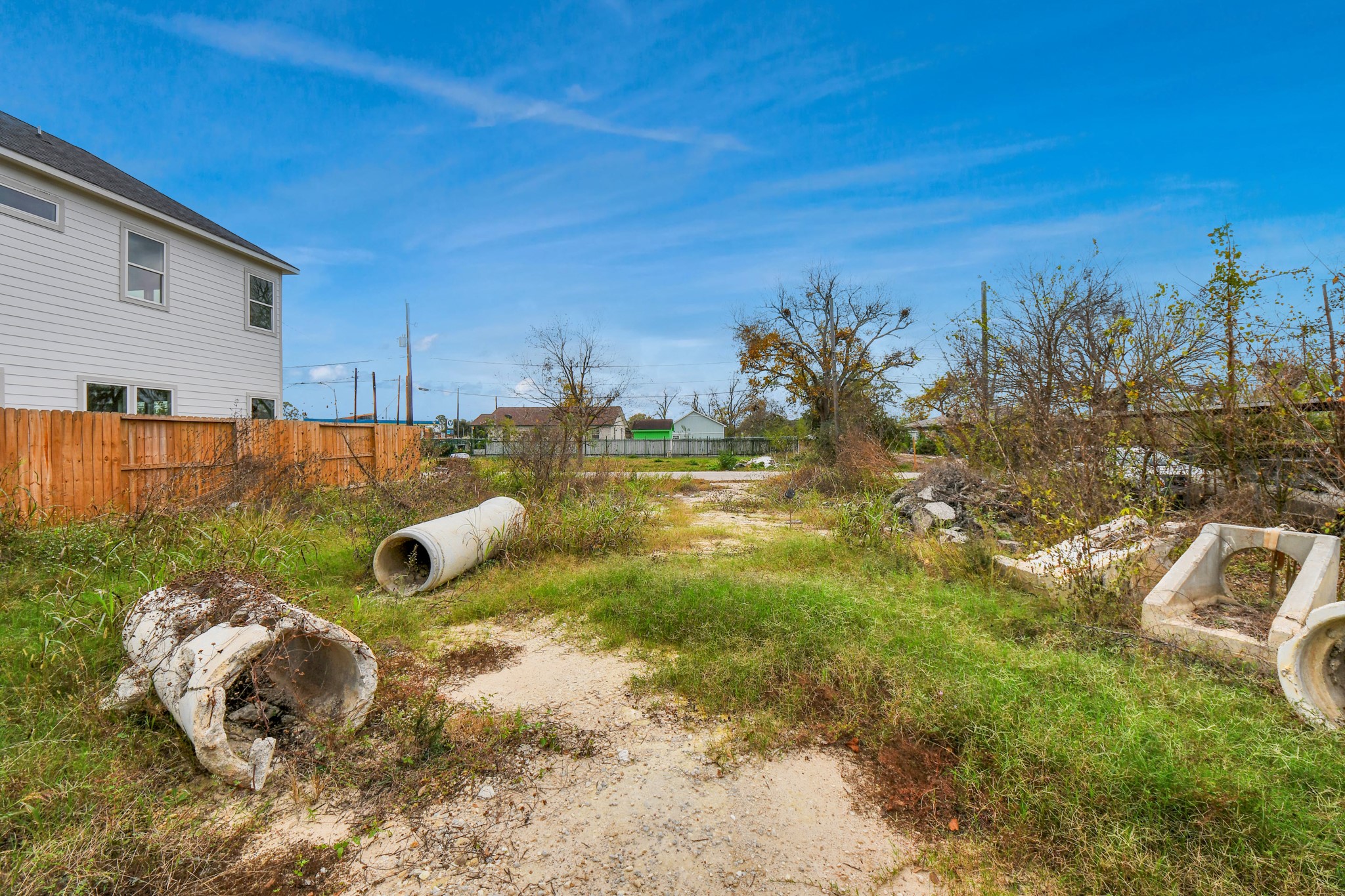 Listing photo 5