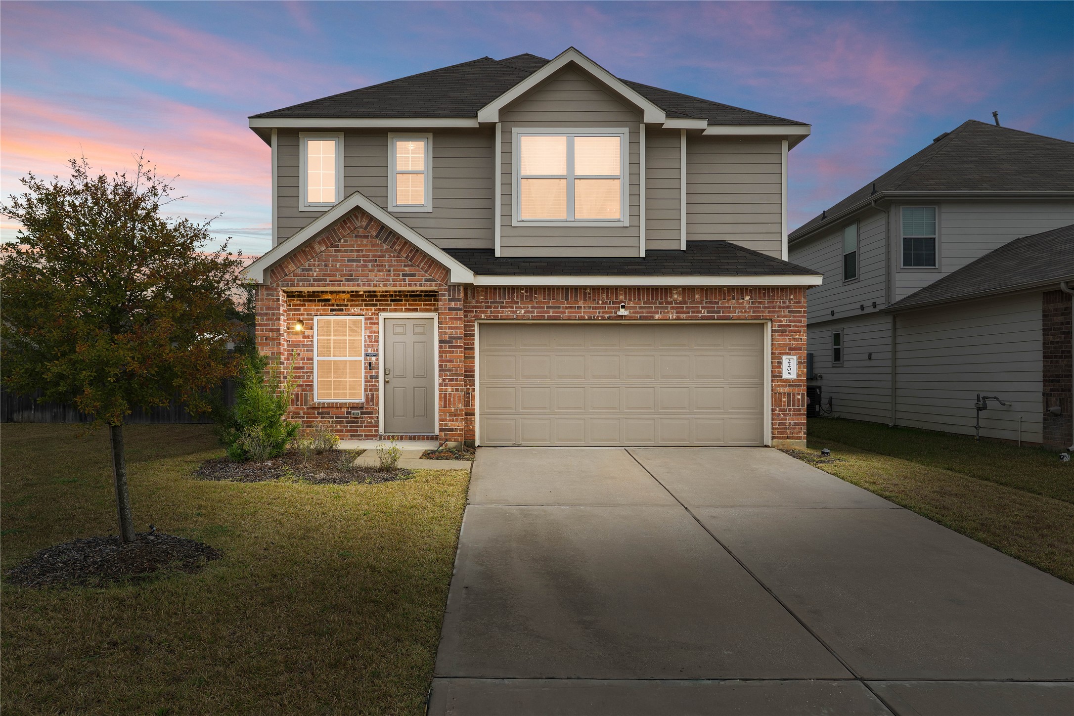 Listing photo 1
