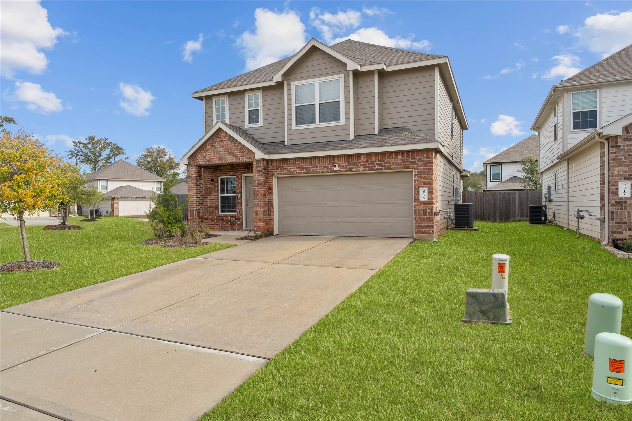 Listing photo 1