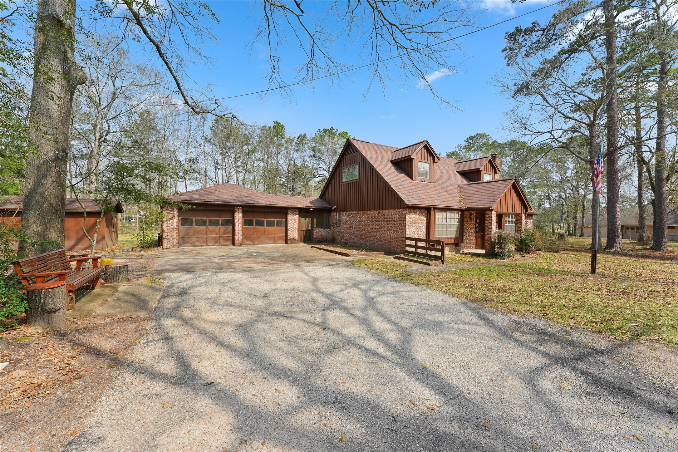 Listing photo 3