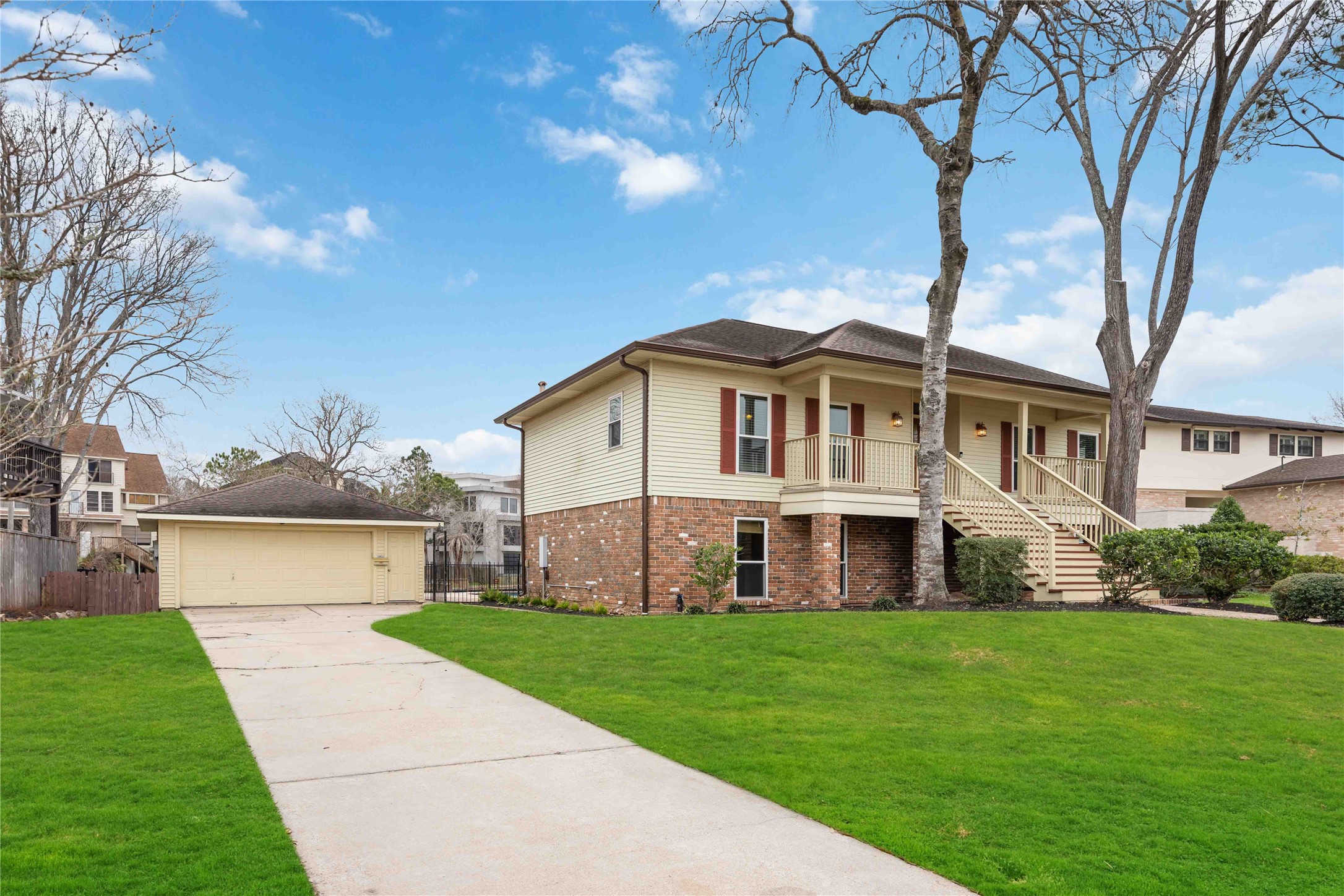 Listing photo 1