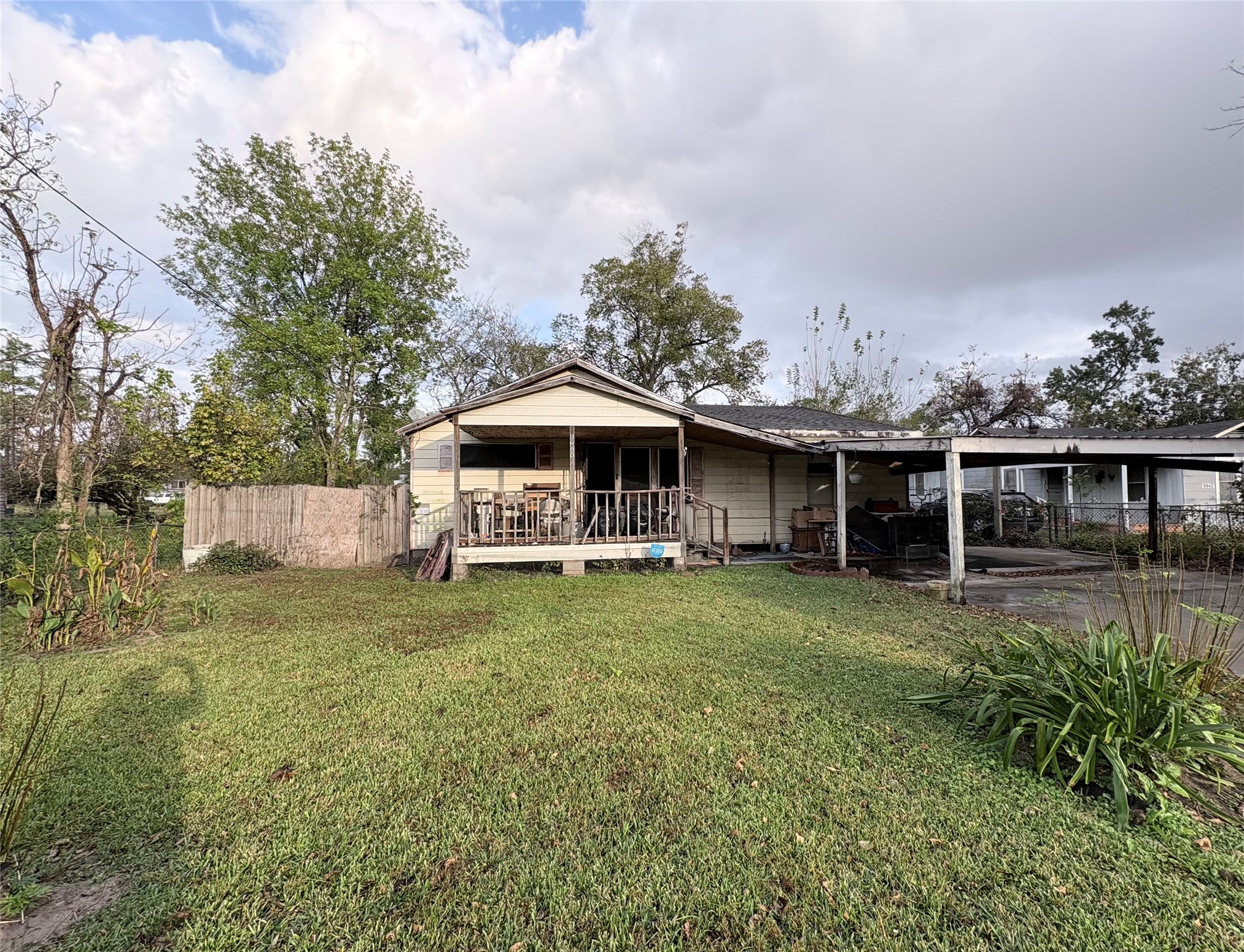 Listing photo 3