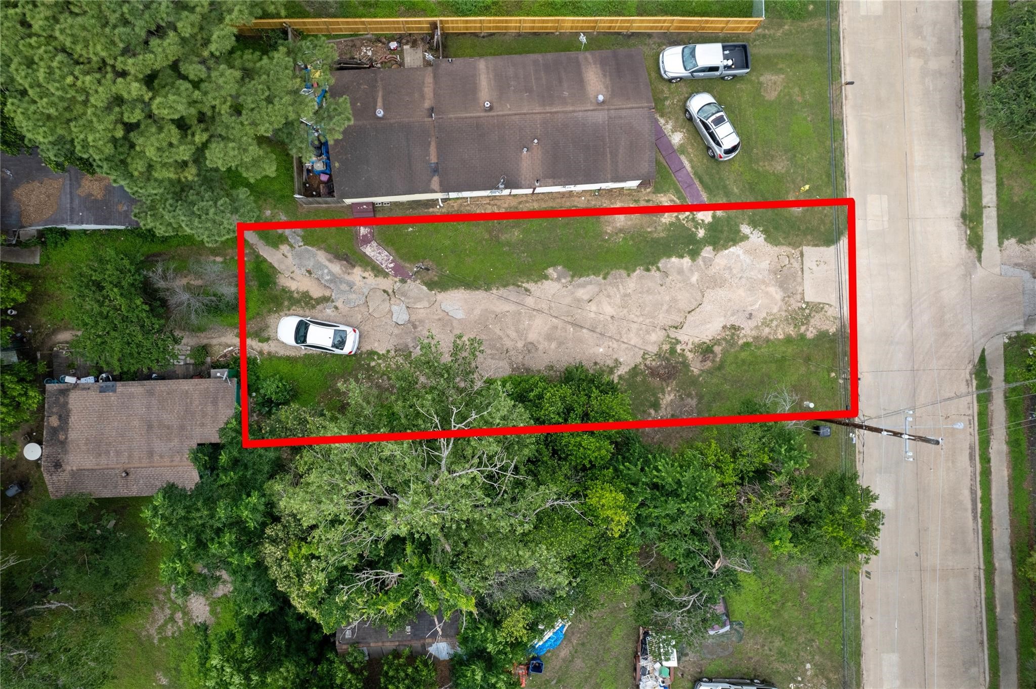 Listing photo 2