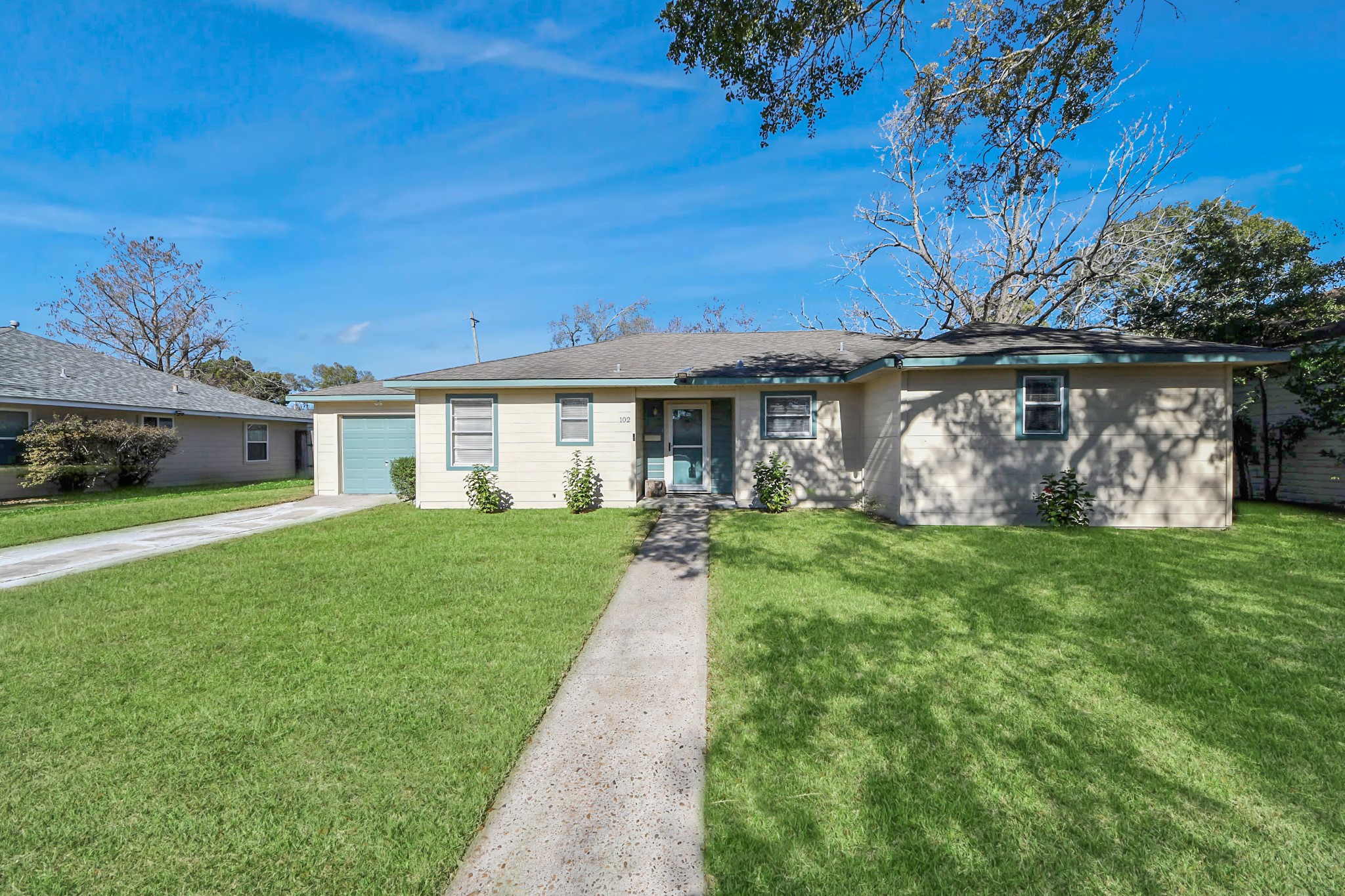 Listing photo 1