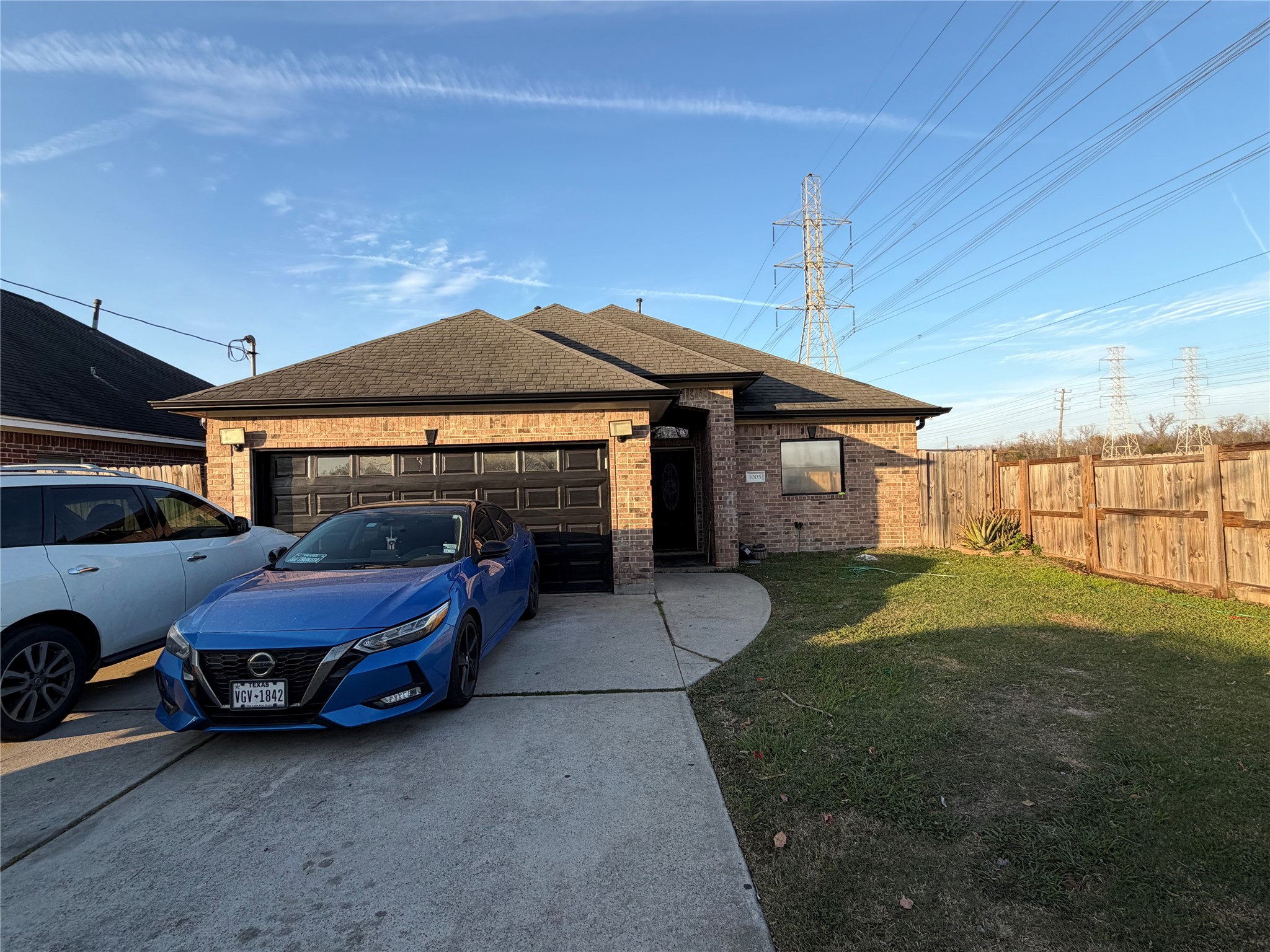 Listing photo 1