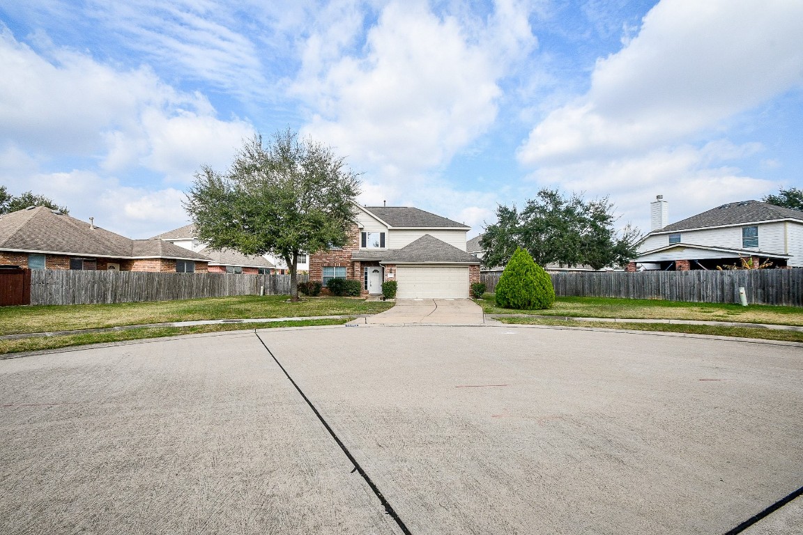 Listing photo 1