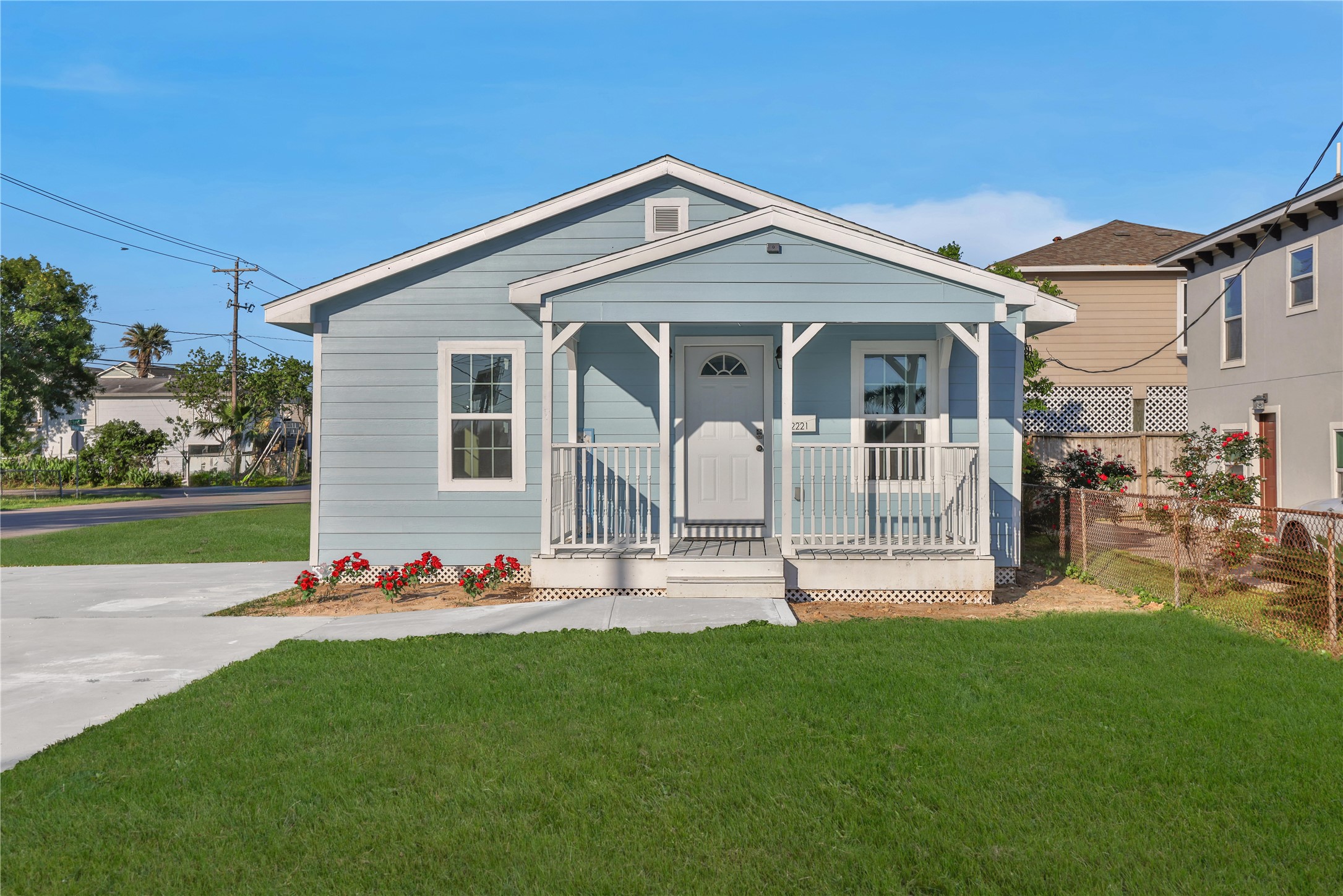 Listing photo 1