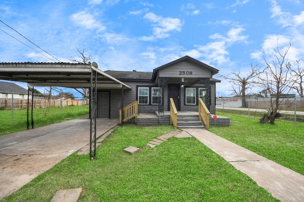 Listing photo 1
