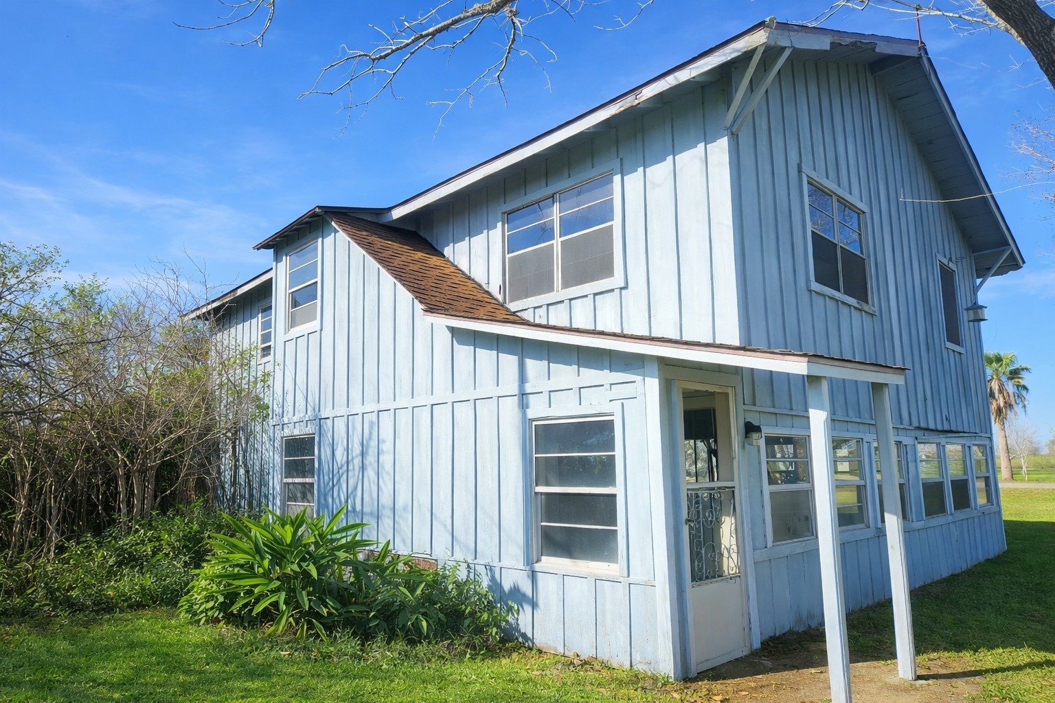 Listing photo 1