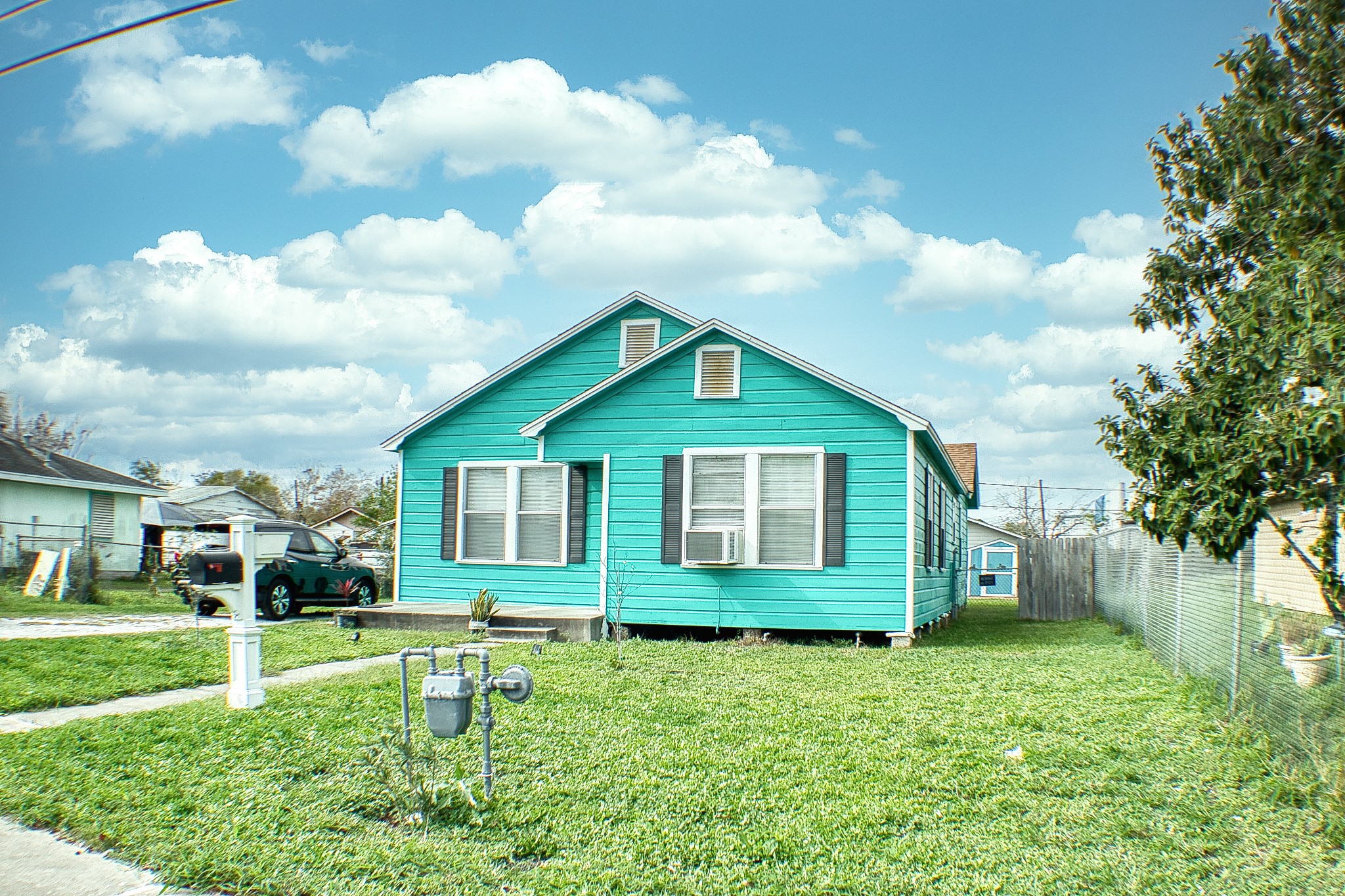 Listing photo 2
