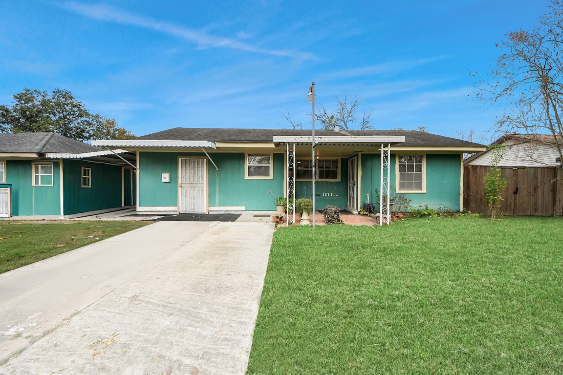 Listing photo 1