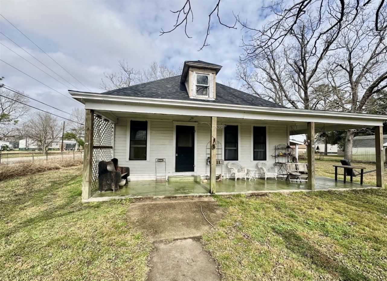 Listing photo 1