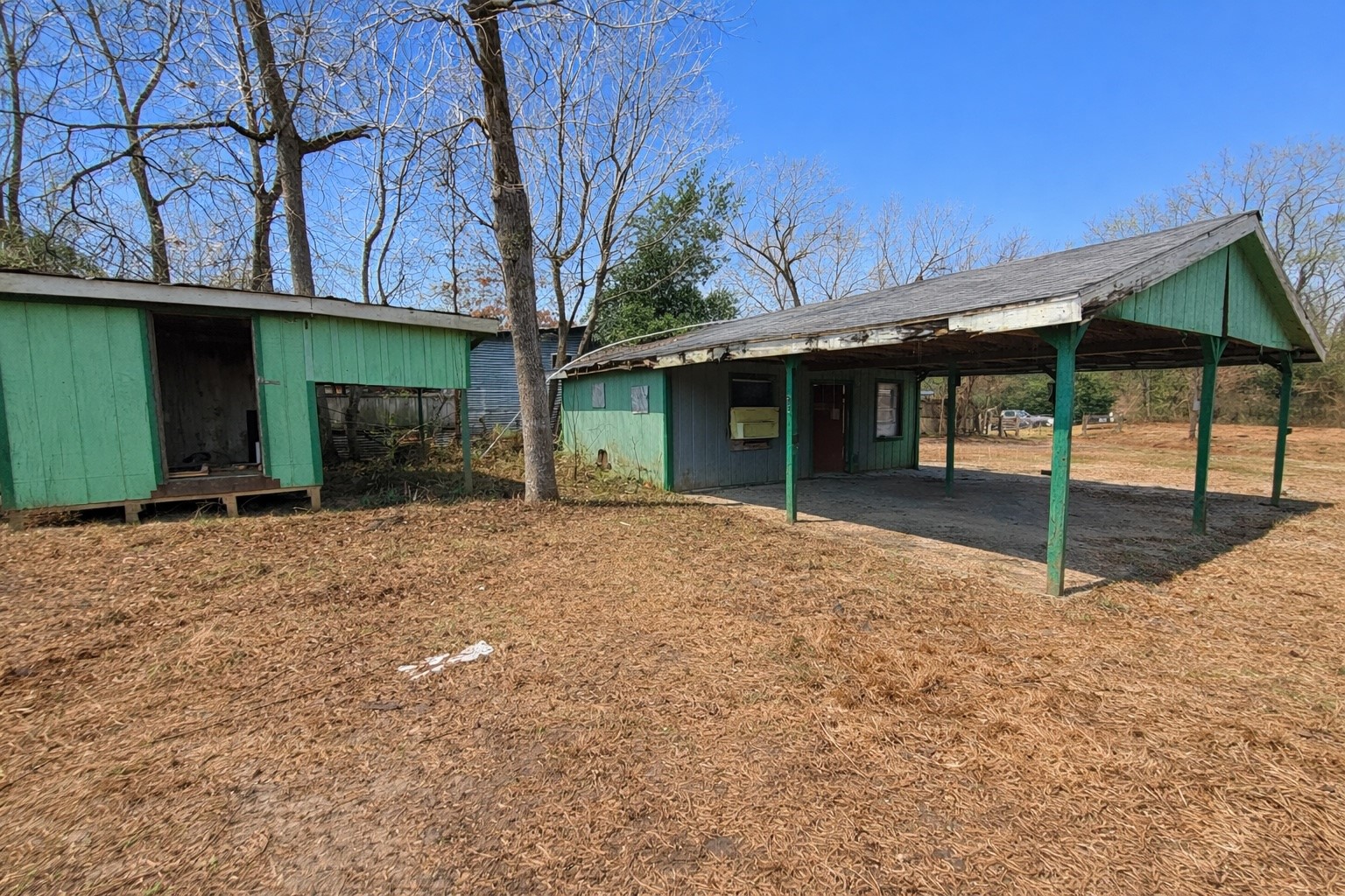 Listing photo 3