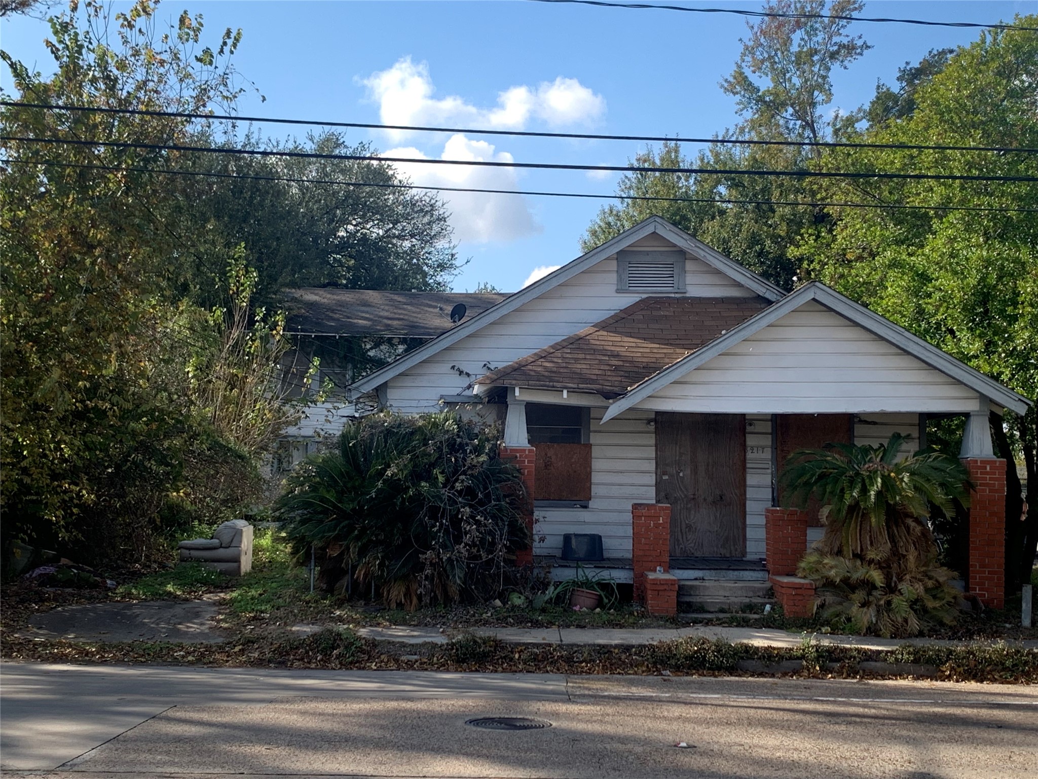 Listing photo 1