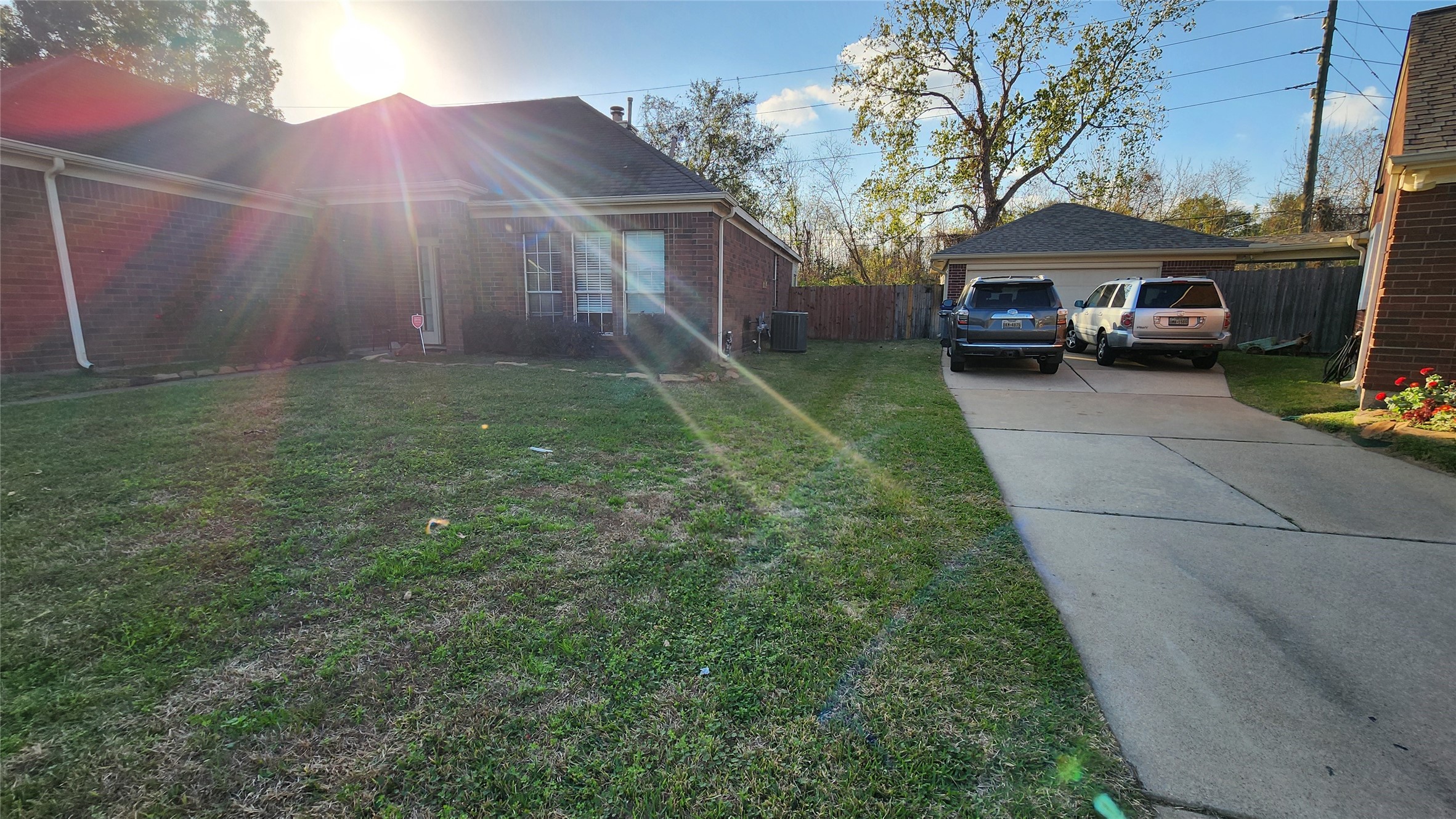 Listing photo 1