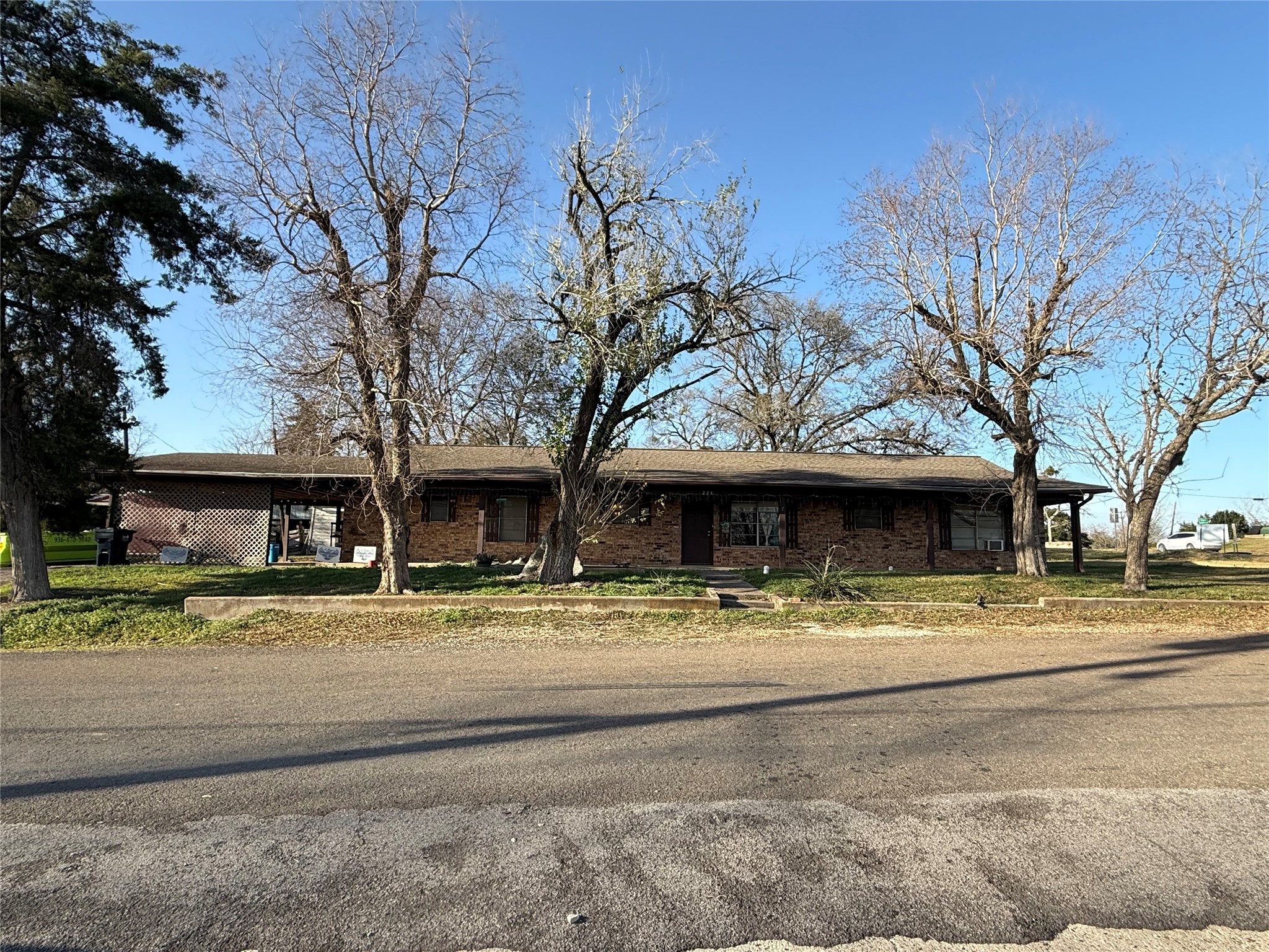 Listing photo 5