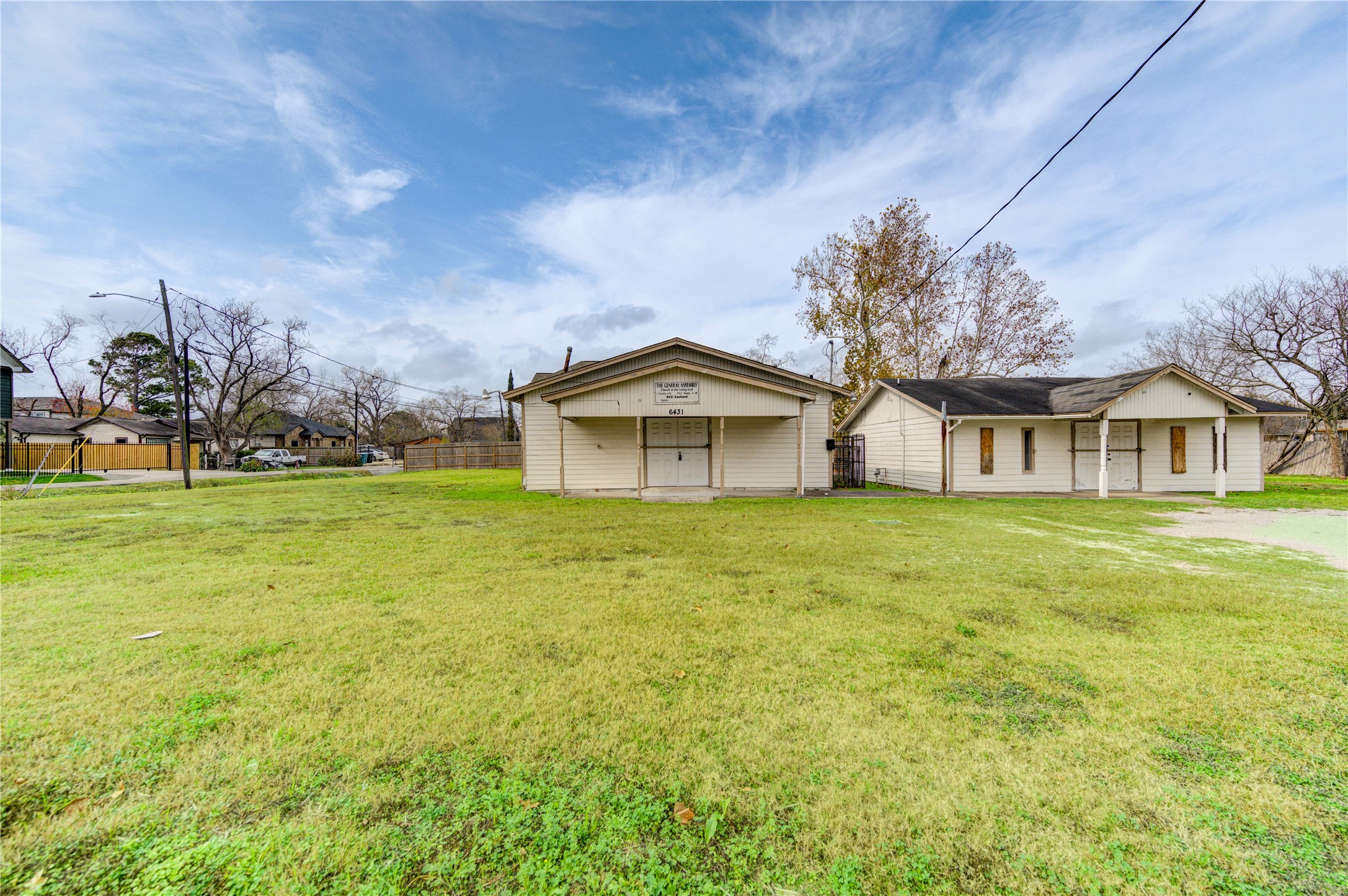 Listing photo 5