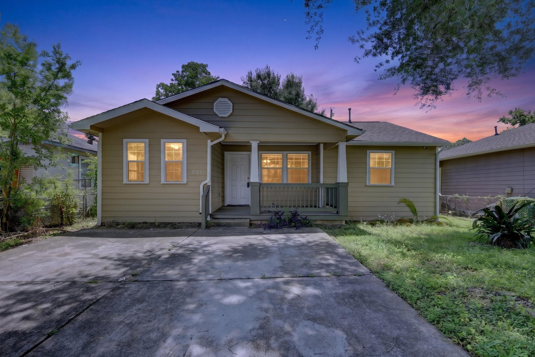 Listing photo 1