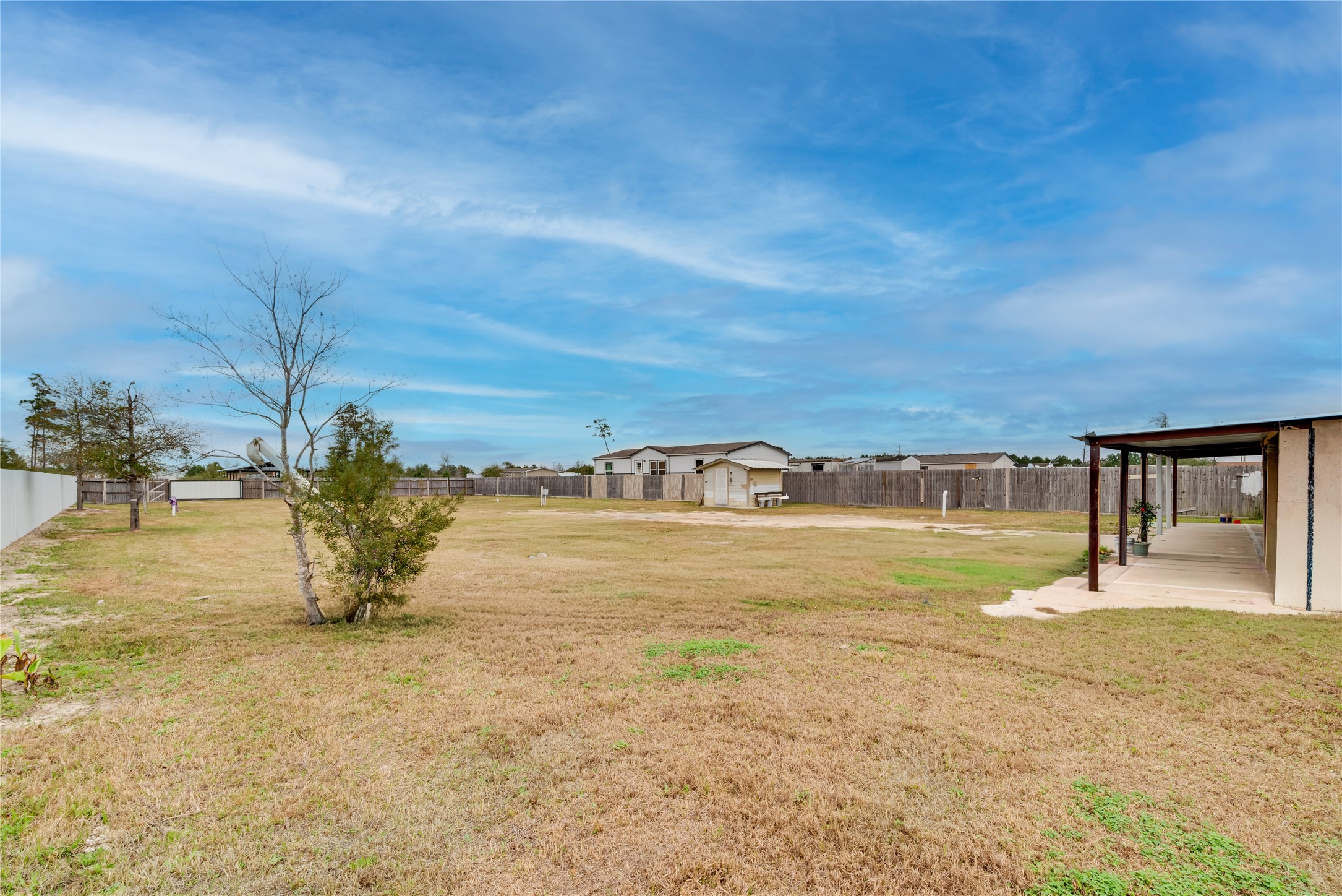 Listing photo 5