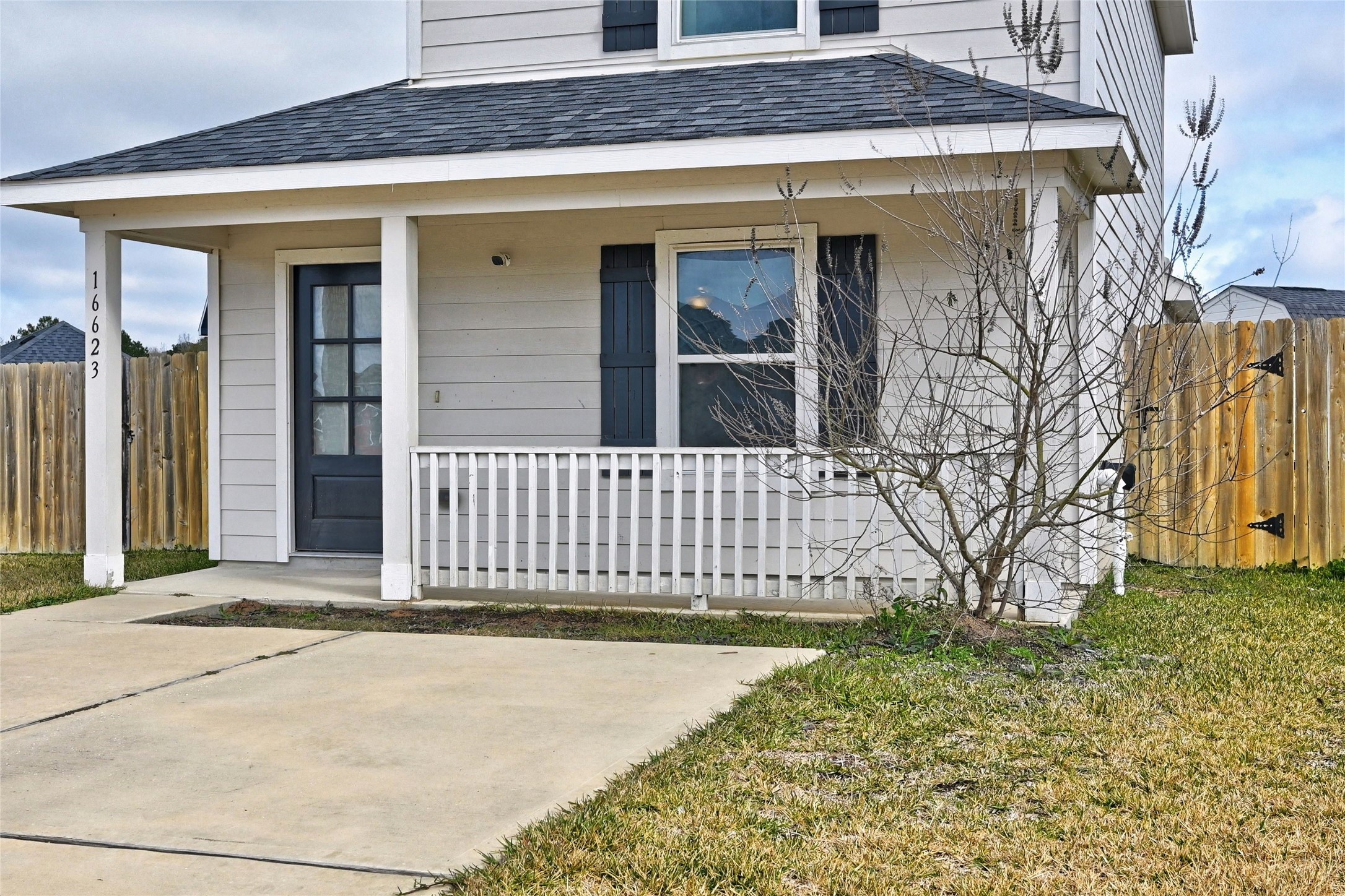 Listing photo 5
