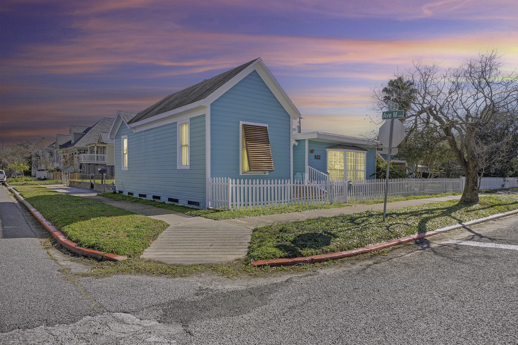 Listing photo 1