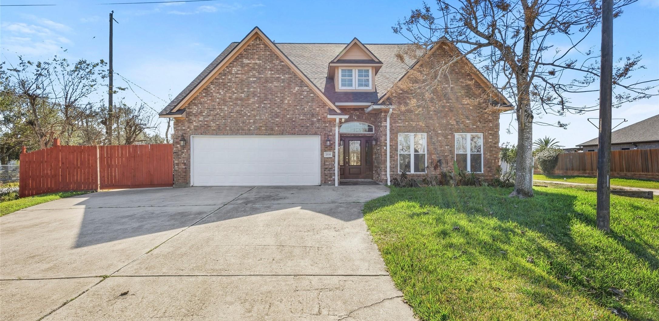 Listing photo 1