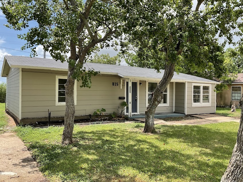 Listing photo 1