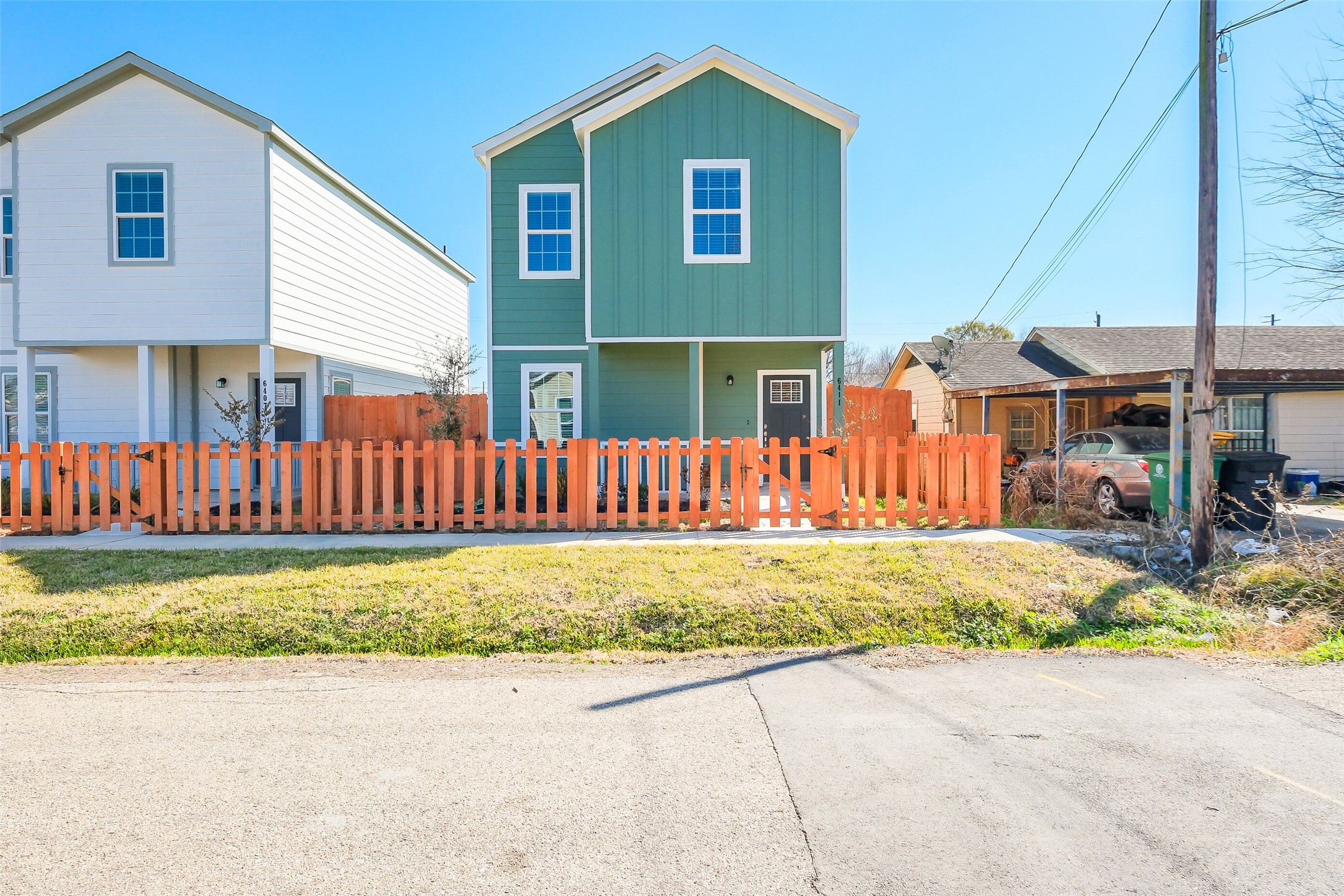 Listing photo 1
