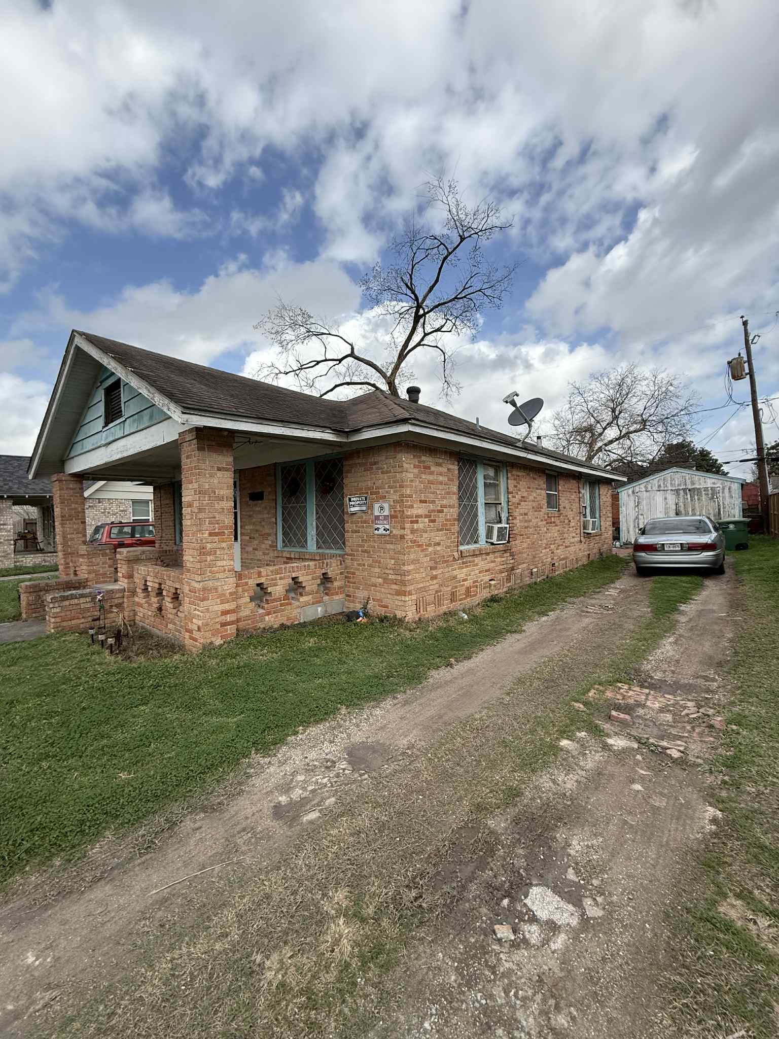 Listing photo 1
