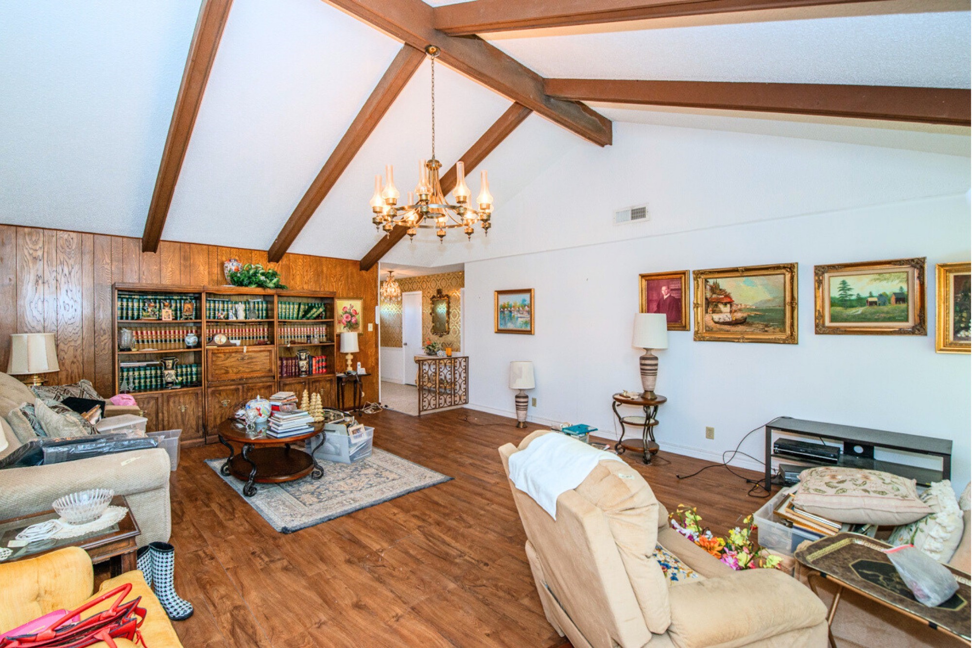 Listing photo 3
